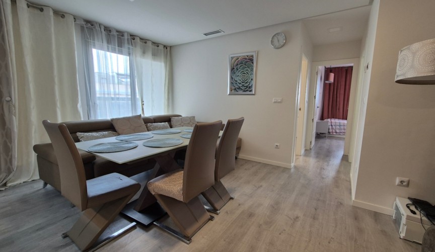 Brukt - Toppleilighet -
Orihuela - Inland