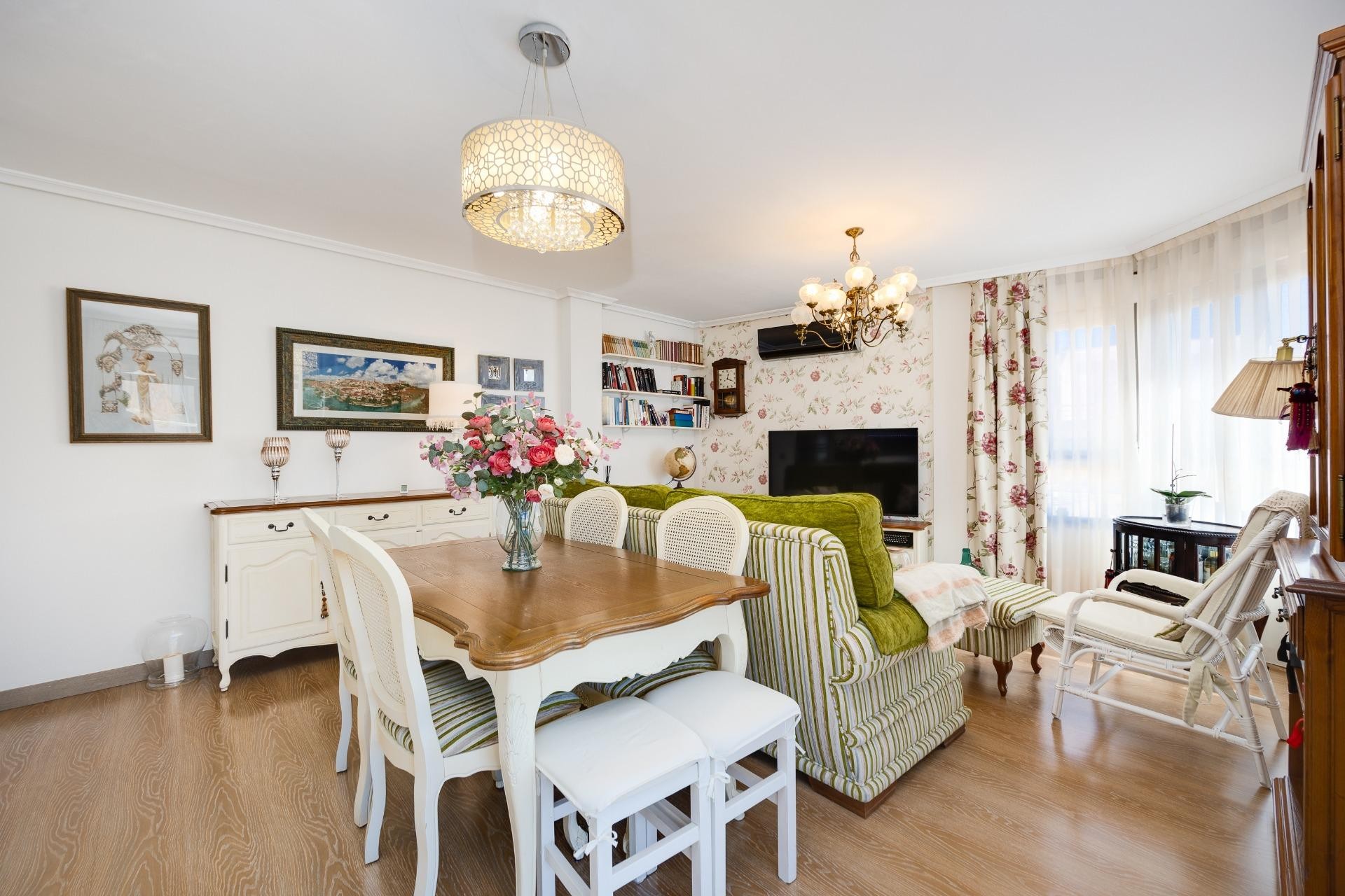 Brukt - Toppleilighet -
Torrevieja - Centro