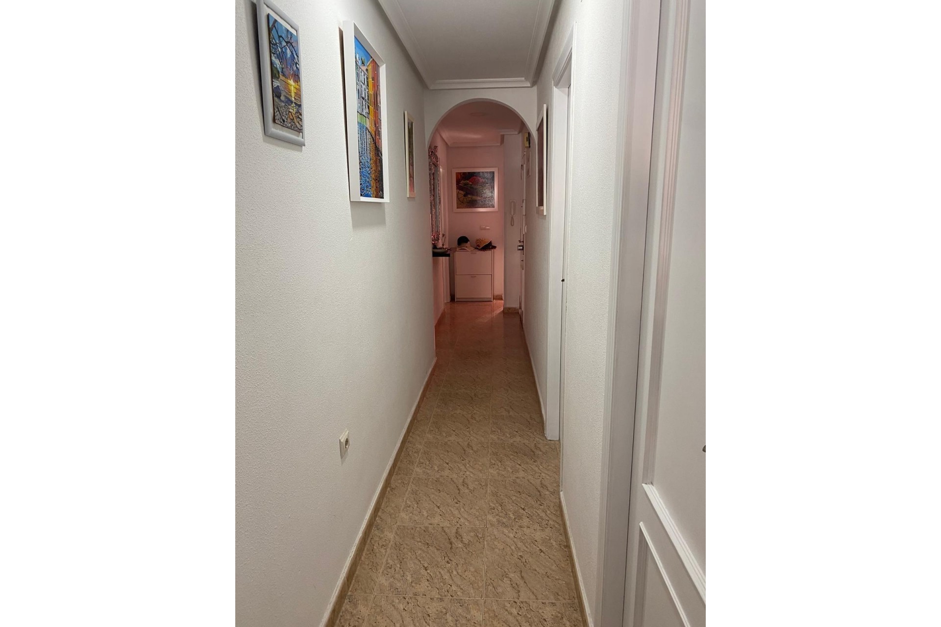 Brukt - Toppleilighet -
Torrevieja - Estacion De Autobuses