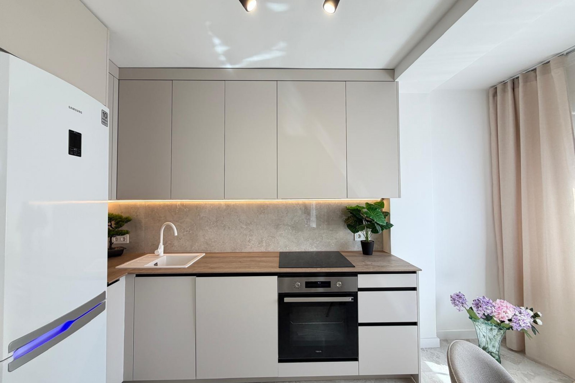 Brukt - Toppleilighet -
Torrevieja - Estacion De Autobuses