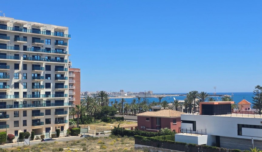 Brukt - Toppleilighet -
Torrevieja - La Veleta