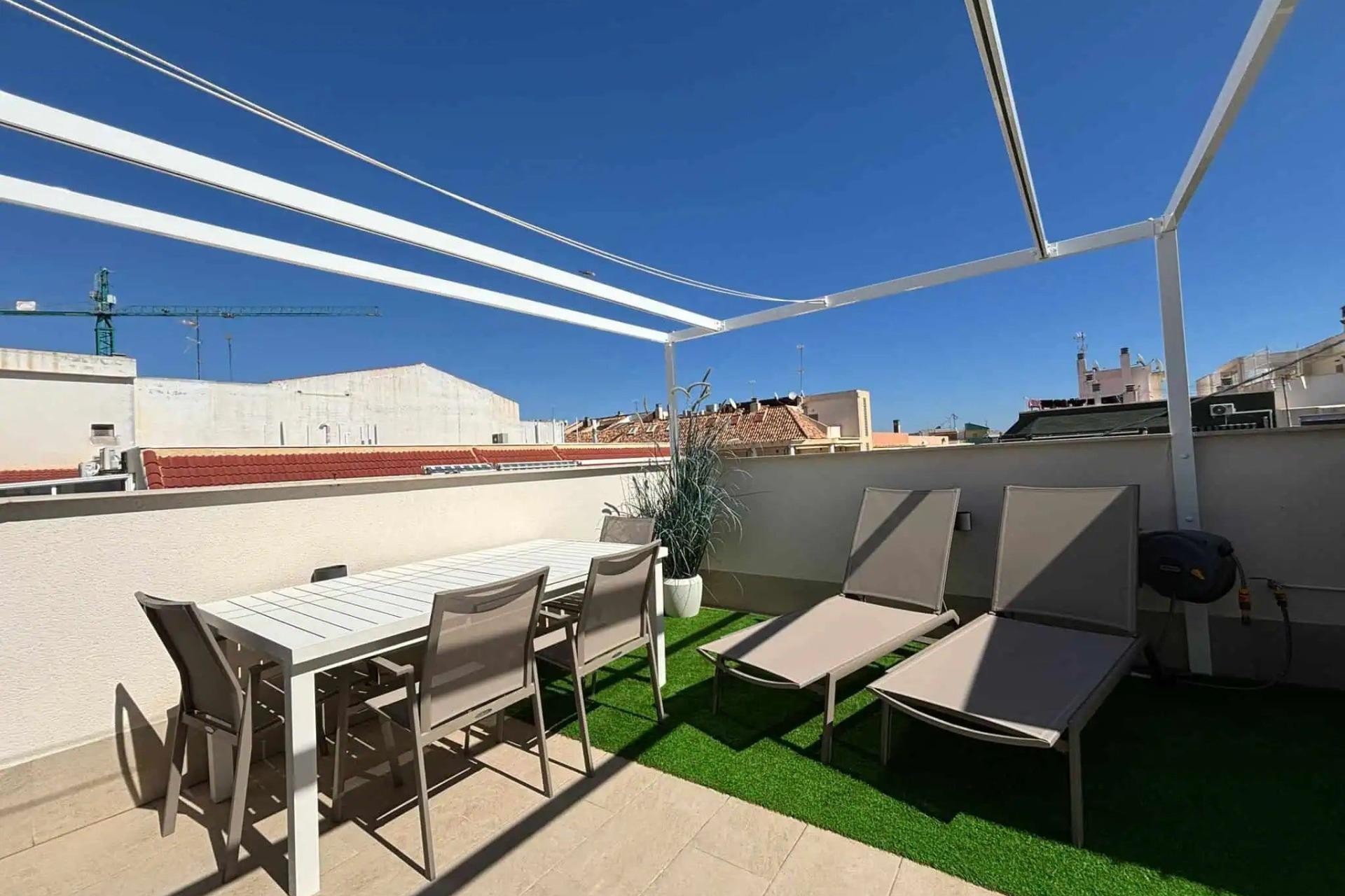 Brukt - Toppleilighet -
Torrevieja - Las Piscinas Naturales