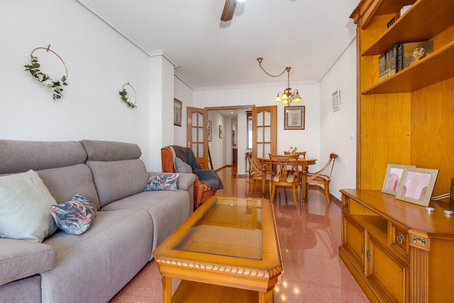 Brukt - Toppleilighet -
Torrevieja - Paseo Maritimo