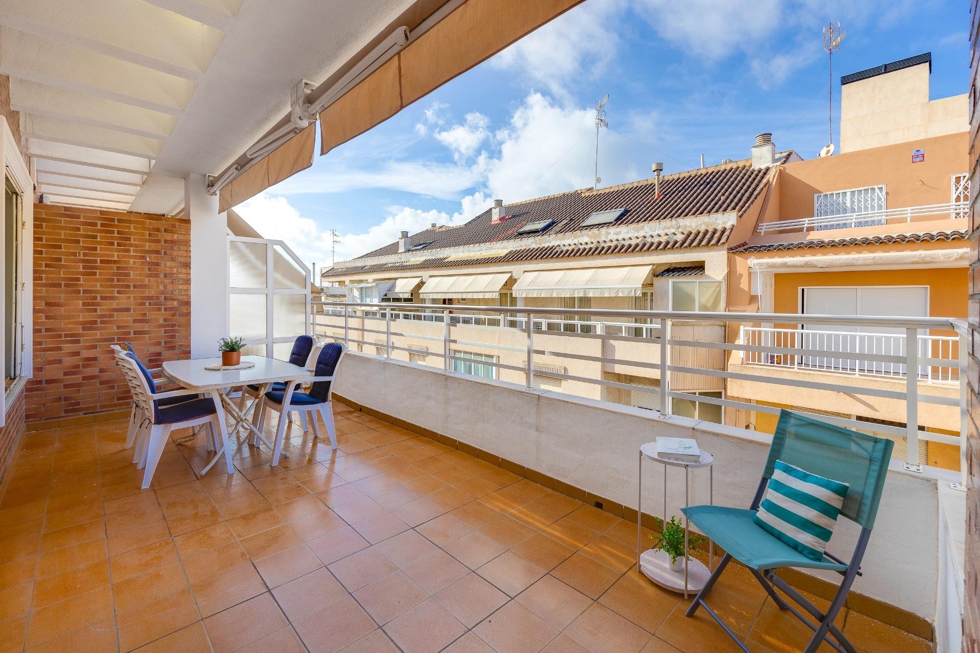 Brukt - Toppleilighet -
Torrevieja - Paseo Maritimo