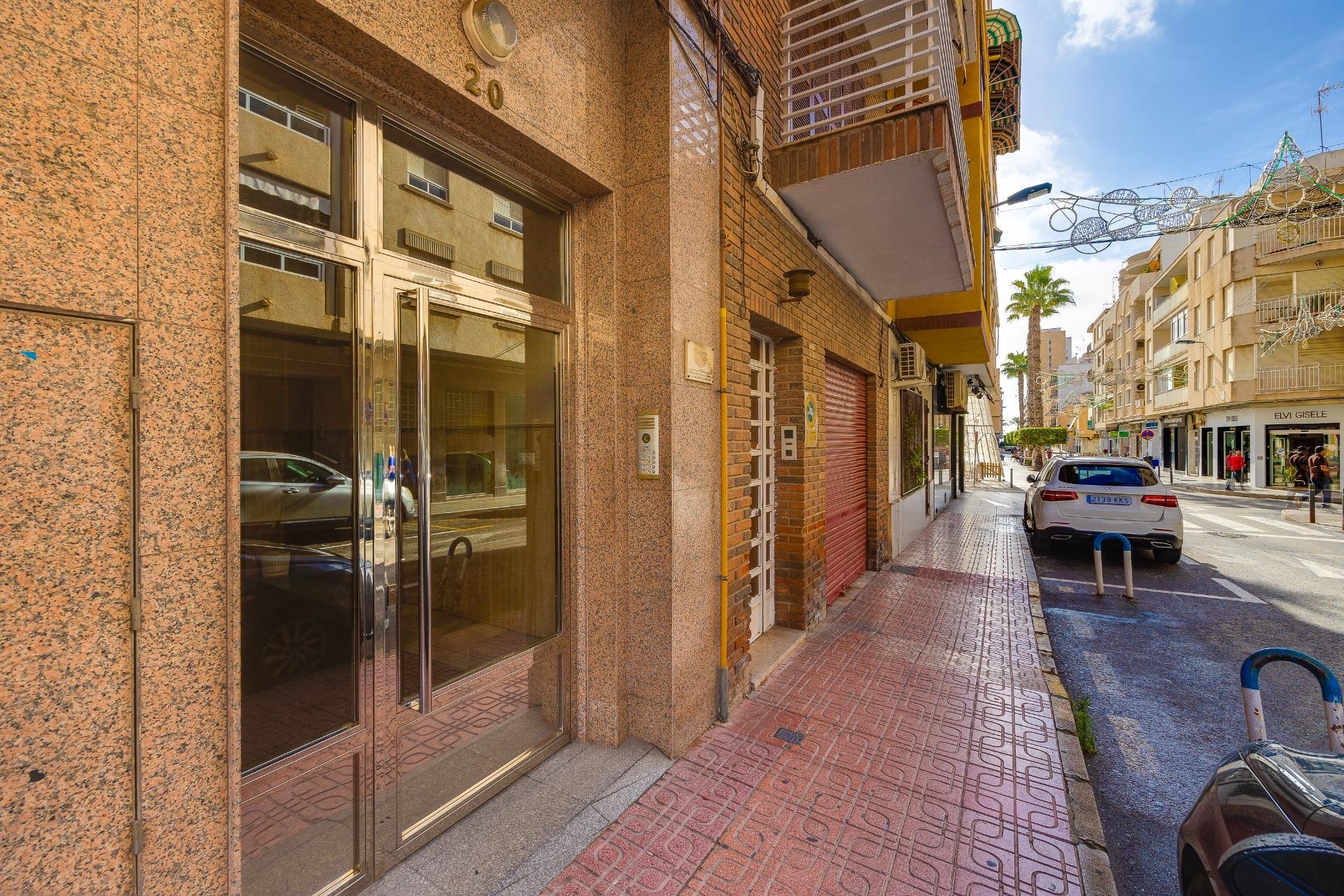 Brukt - Toppleilighet -
Torrevieja - Paseo Maritimo