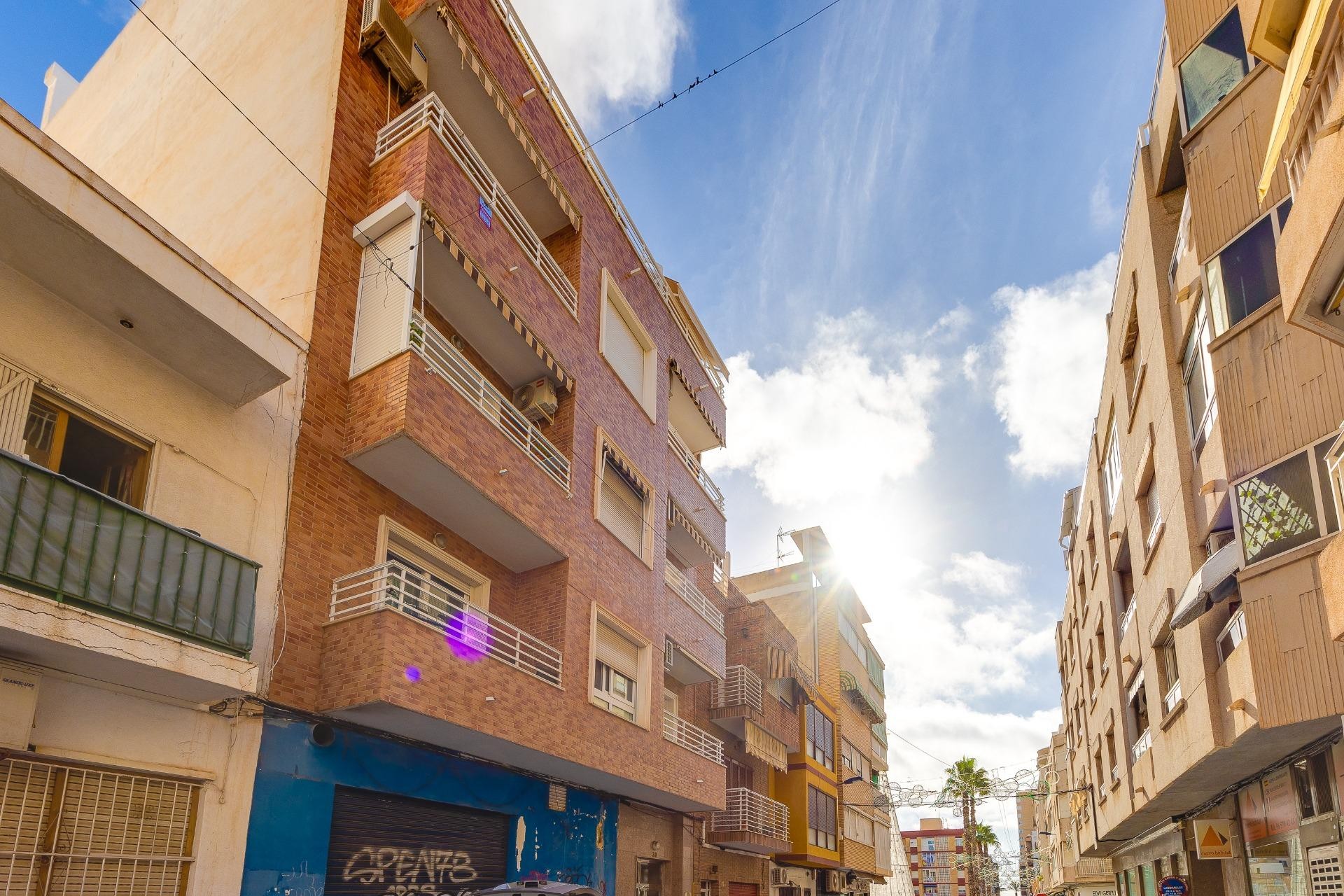Brukt - Toppleilighet -
Torrevieja - Paseo Maritimo