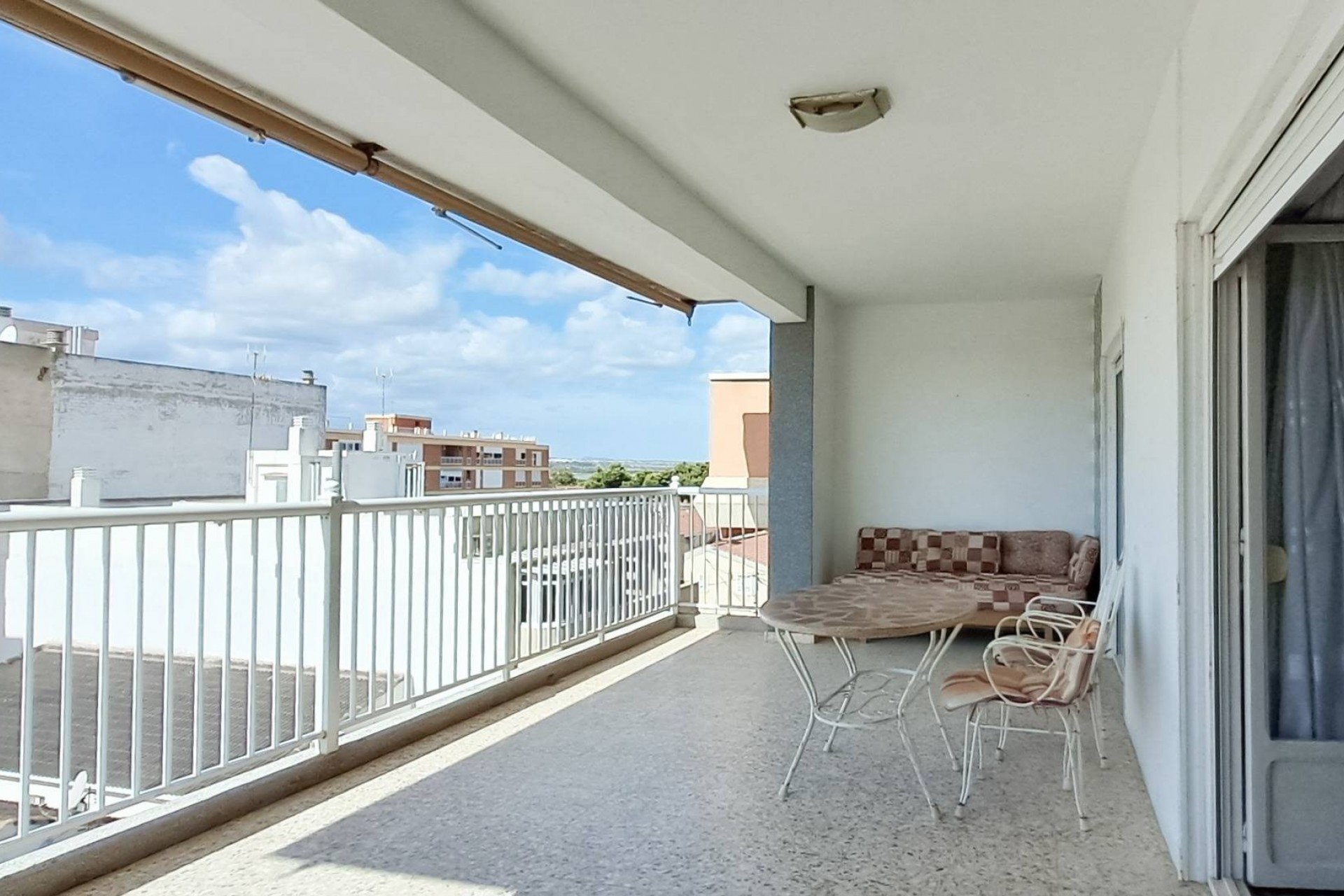 Brukt - Toppleilighet -
Torrevieja - Playa De Los Naufragos