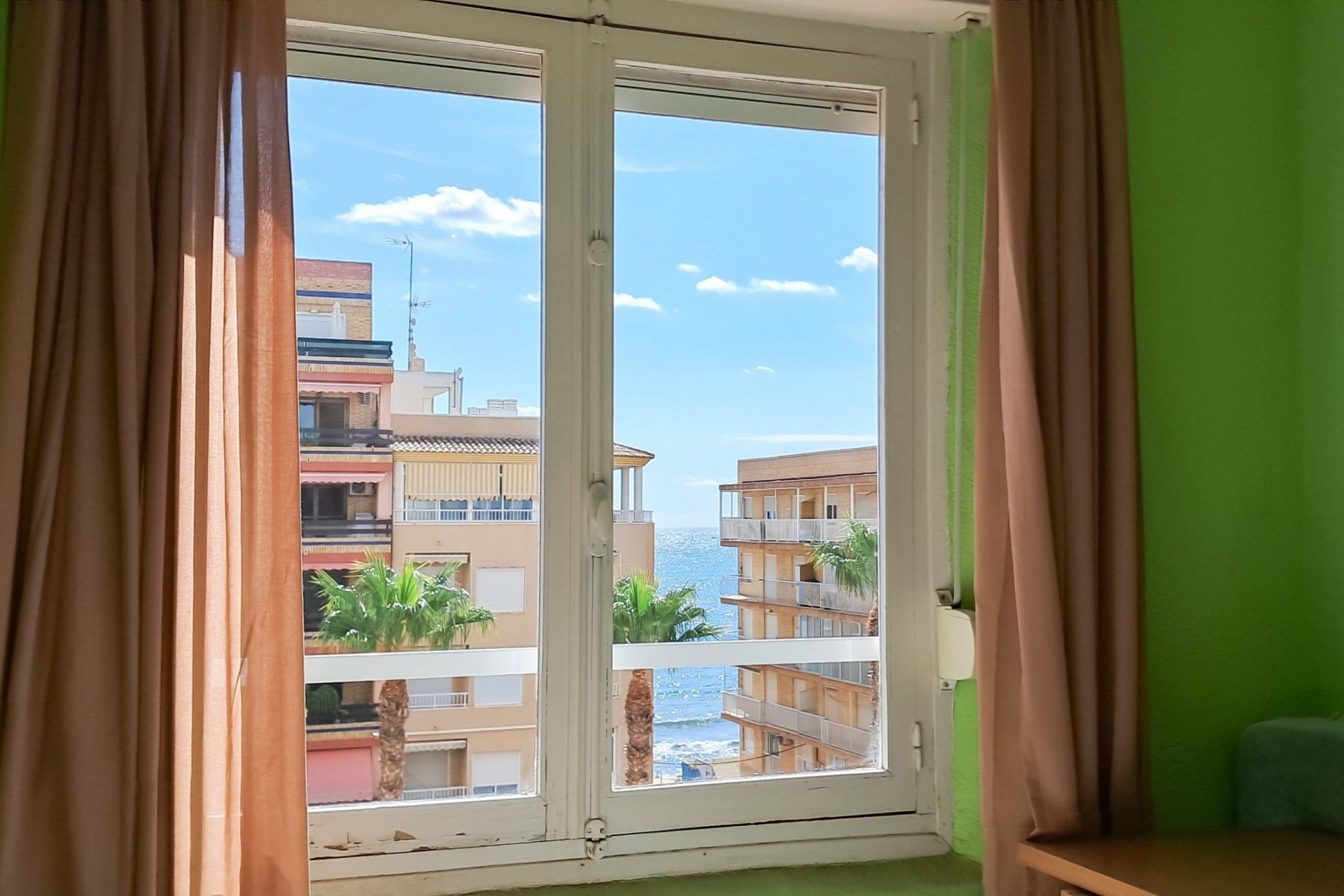 Brukt - Toppleilighet -
Torrevieja - Playa De Los Naufragos