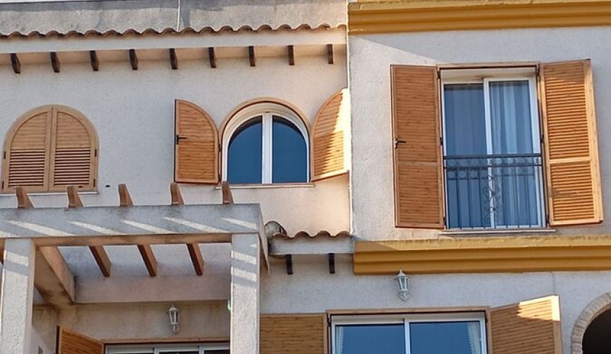 Brukt - Tosidig -
Daya Vieja - Costa Blanca