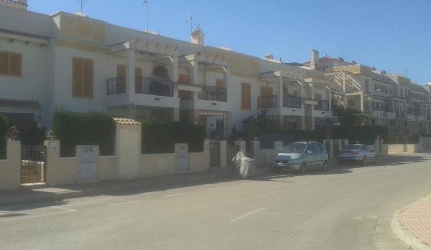 Brukt - Tosidig -
Daya Vieja