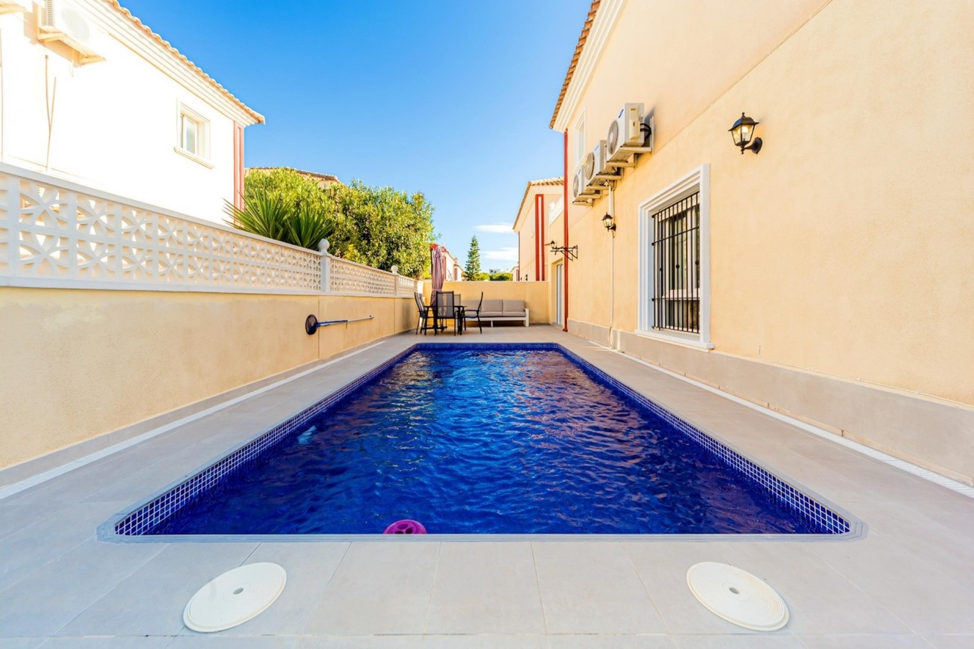 Brukt - Tosidig -
Dehesa de Campoamor - Costa Blanca