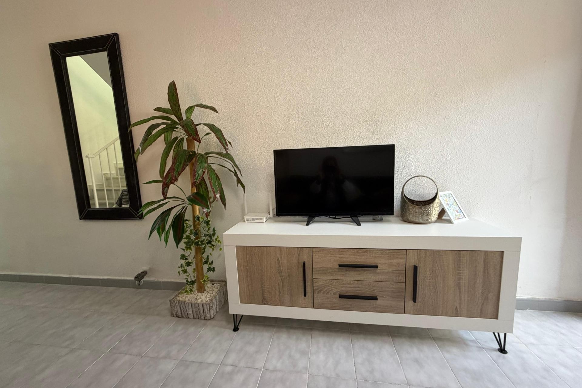 Brukt - Tosidig -
Lo Pagan - La Puntica