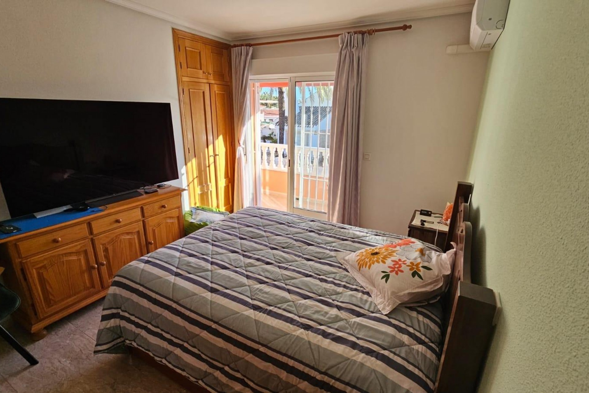 Brukt - Tosidig -
Santiago de la Ribera - Santiago De La Ribera