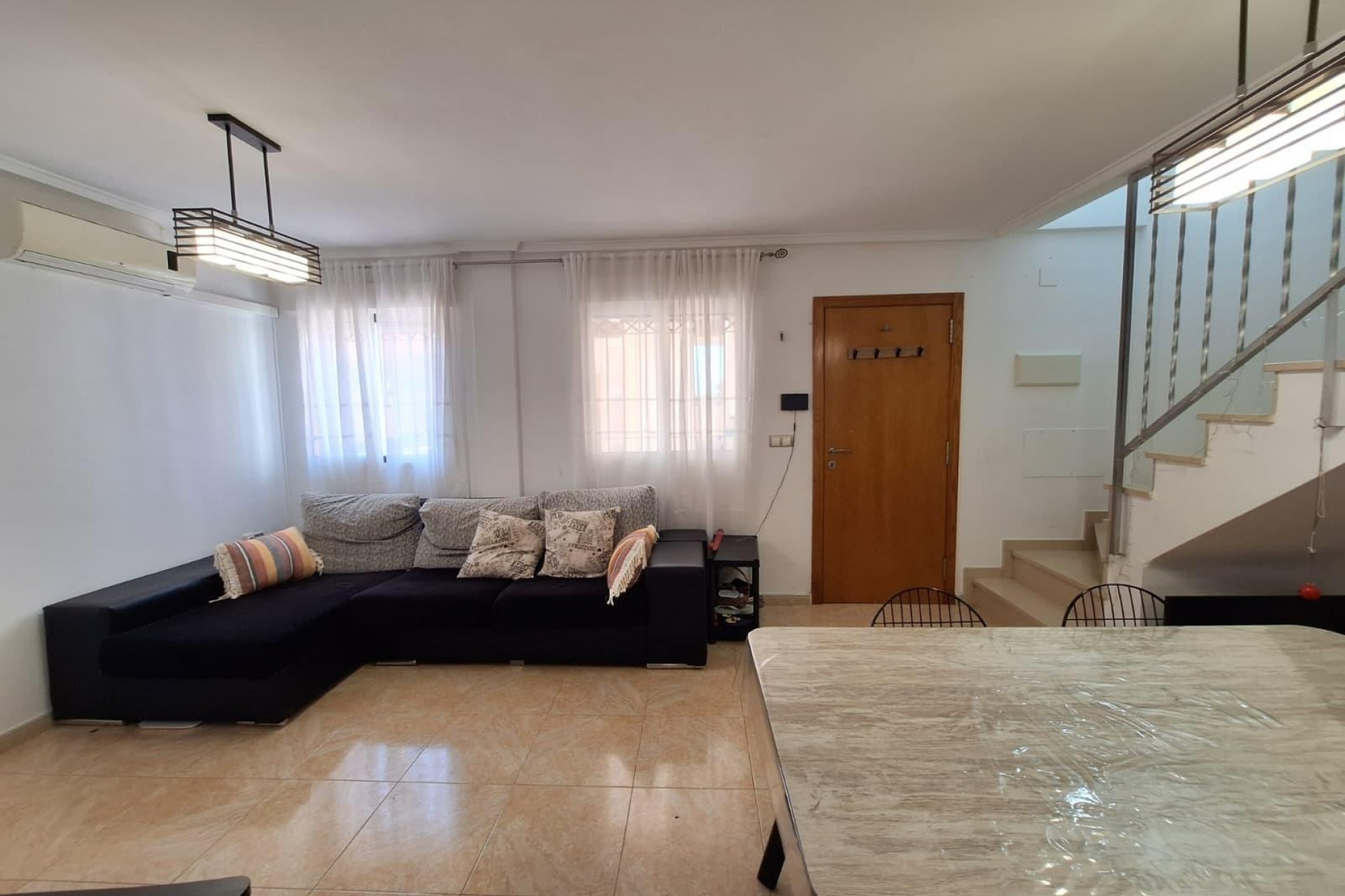 Brukt - Tosidig -
Torrevieja - aguas nuevas