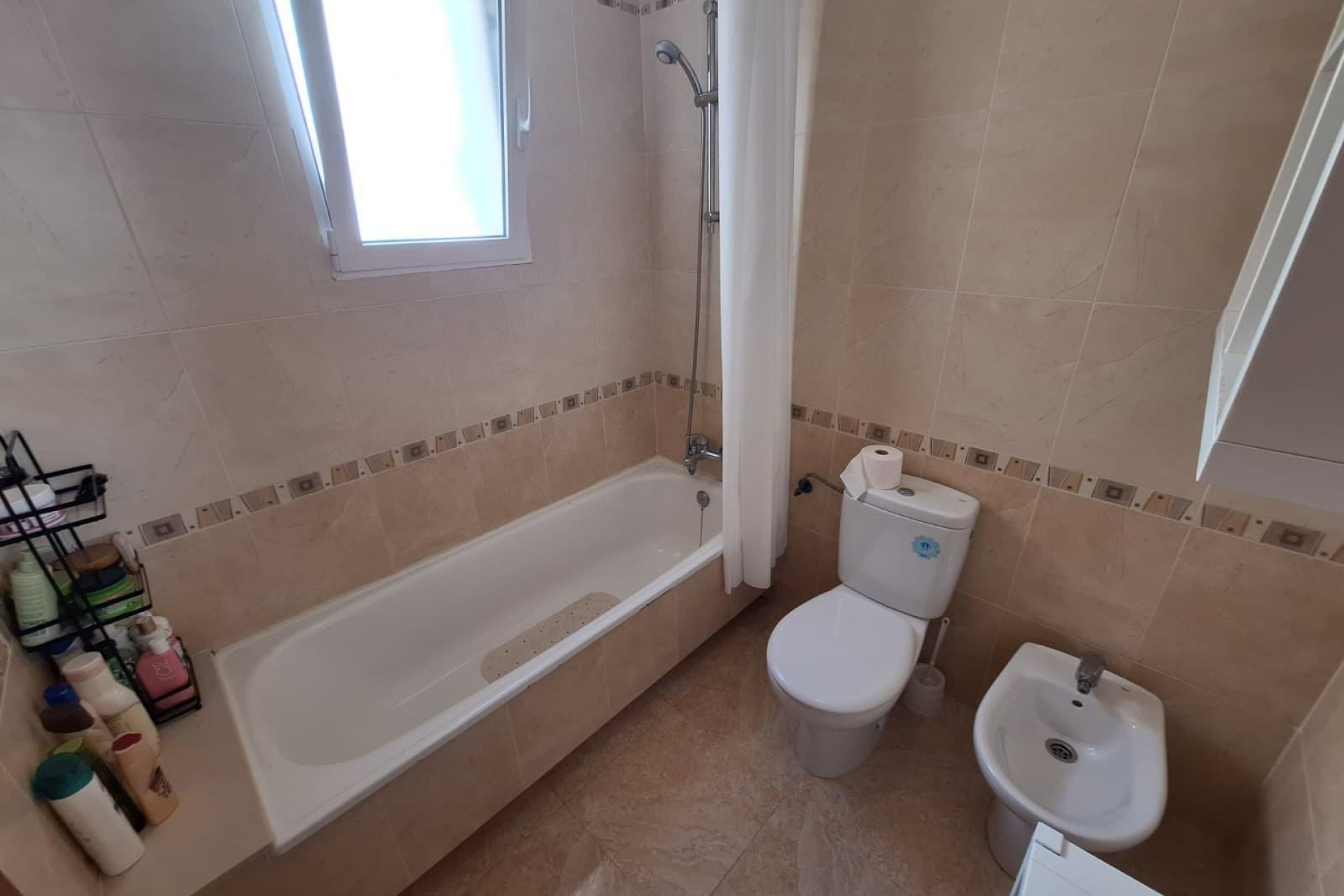 Brukt - Tosidig -
Torrevieja - aguas nuevas