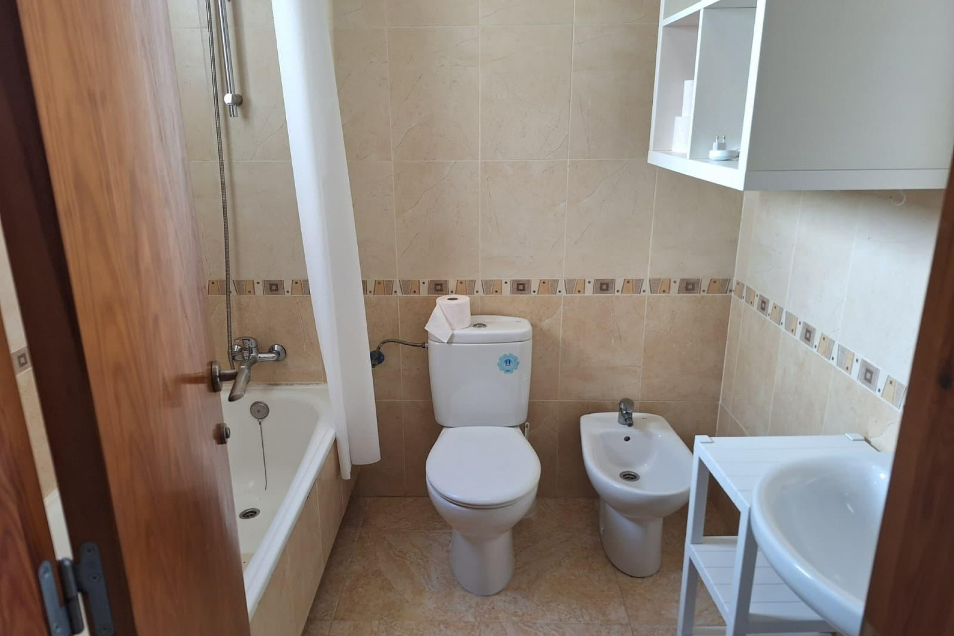 Brukt - Tosidig -
Torrevieja - aguas nuevas