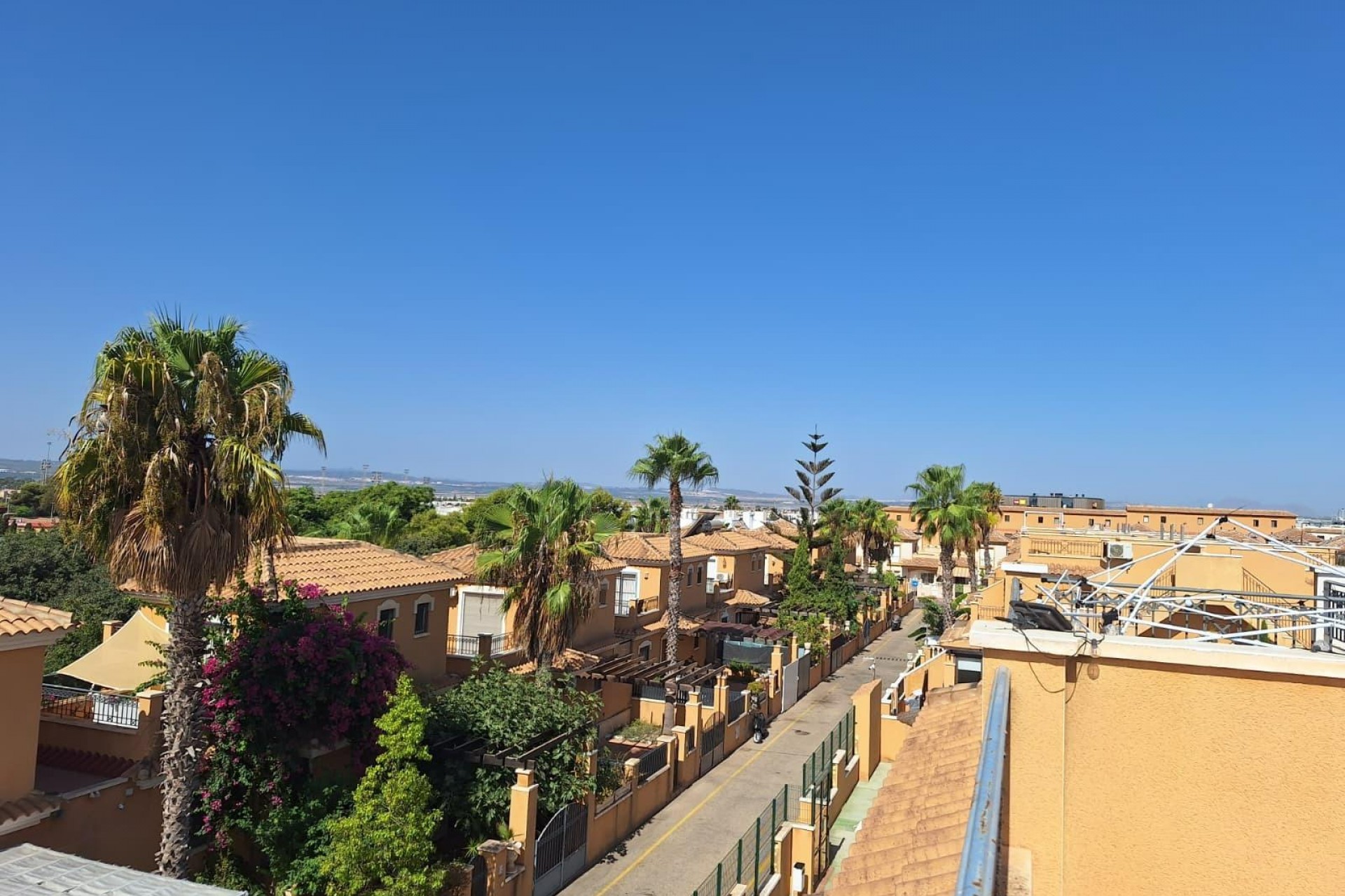 Brukt - Tosidig -
Torrevieja - aguas nuevas