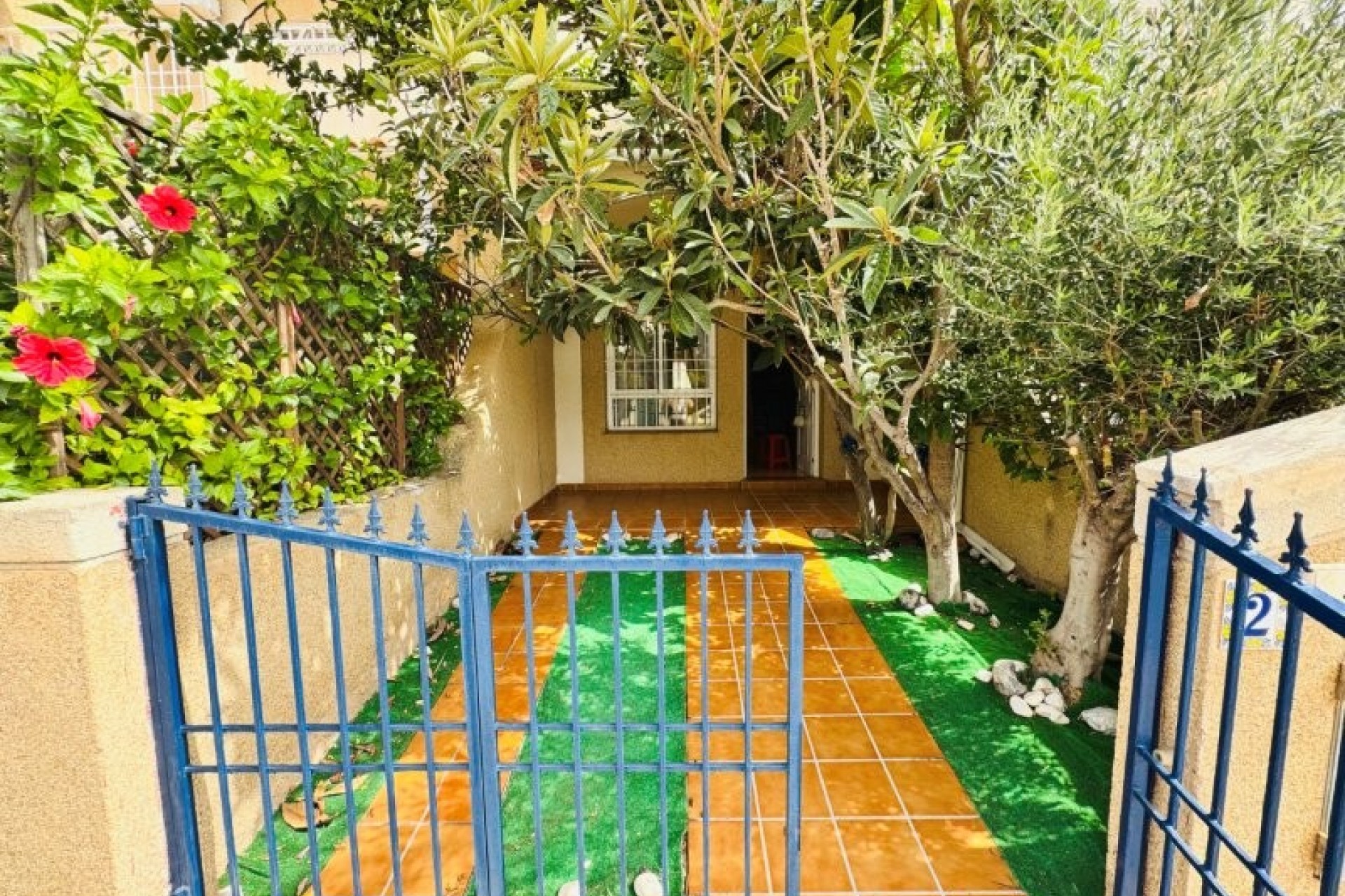 Brukt - Tosidig -
Torrevieja - Costa Blanca