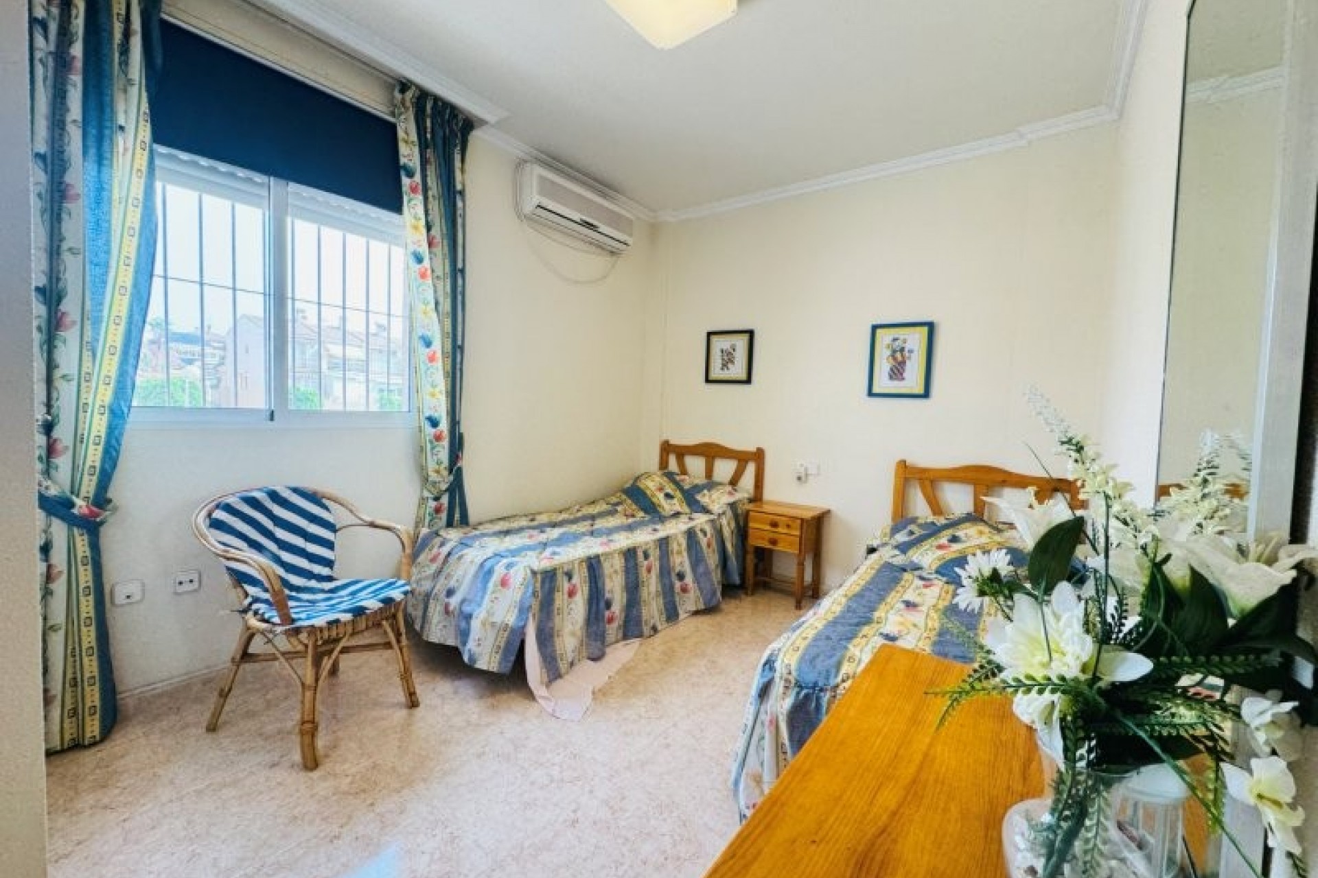 Brukt - Tosidig -
Torrevieja - Costa Blanca