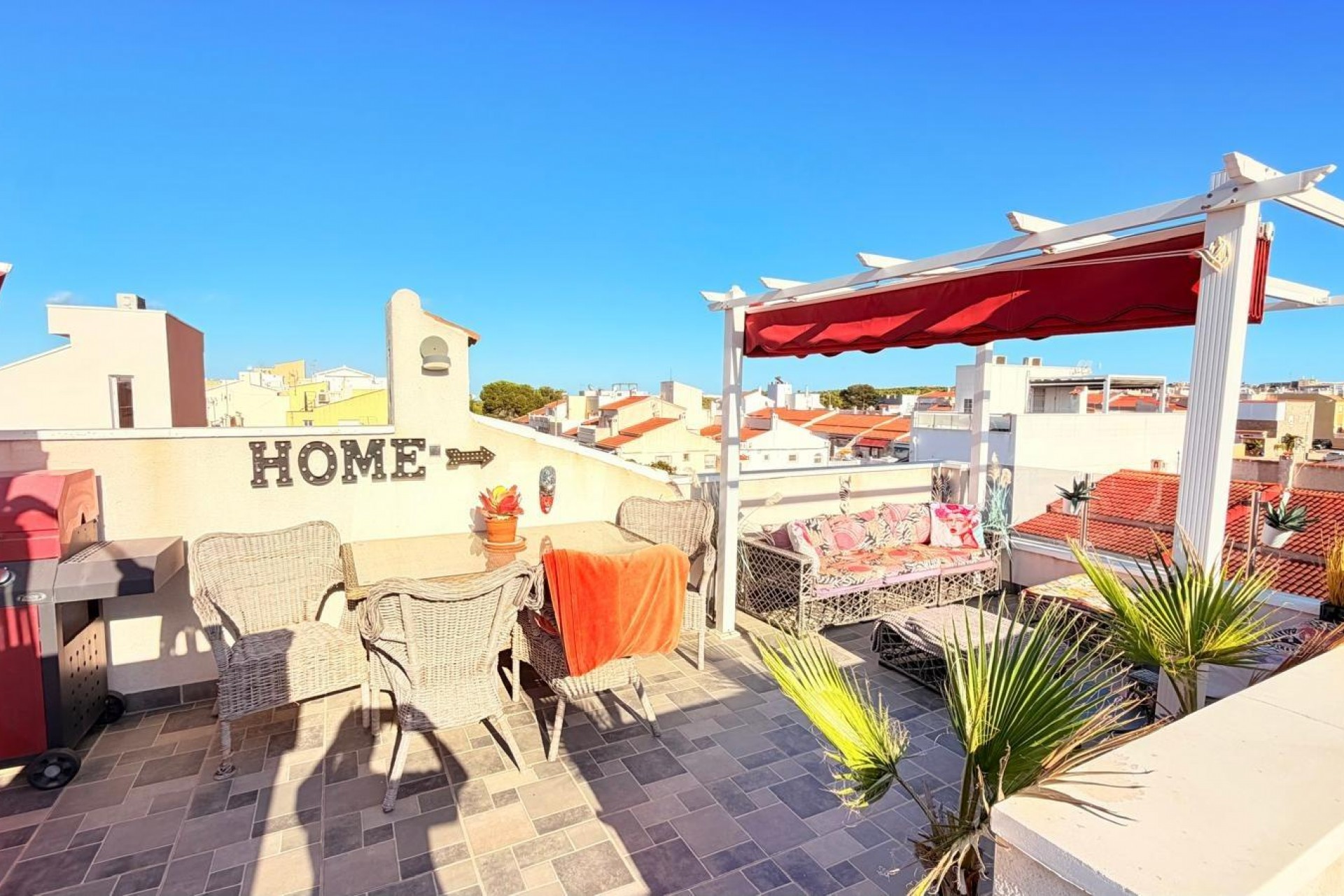 Brukt - Tosidig -
Torrevieja - La Siesta - El Salado - Torreta