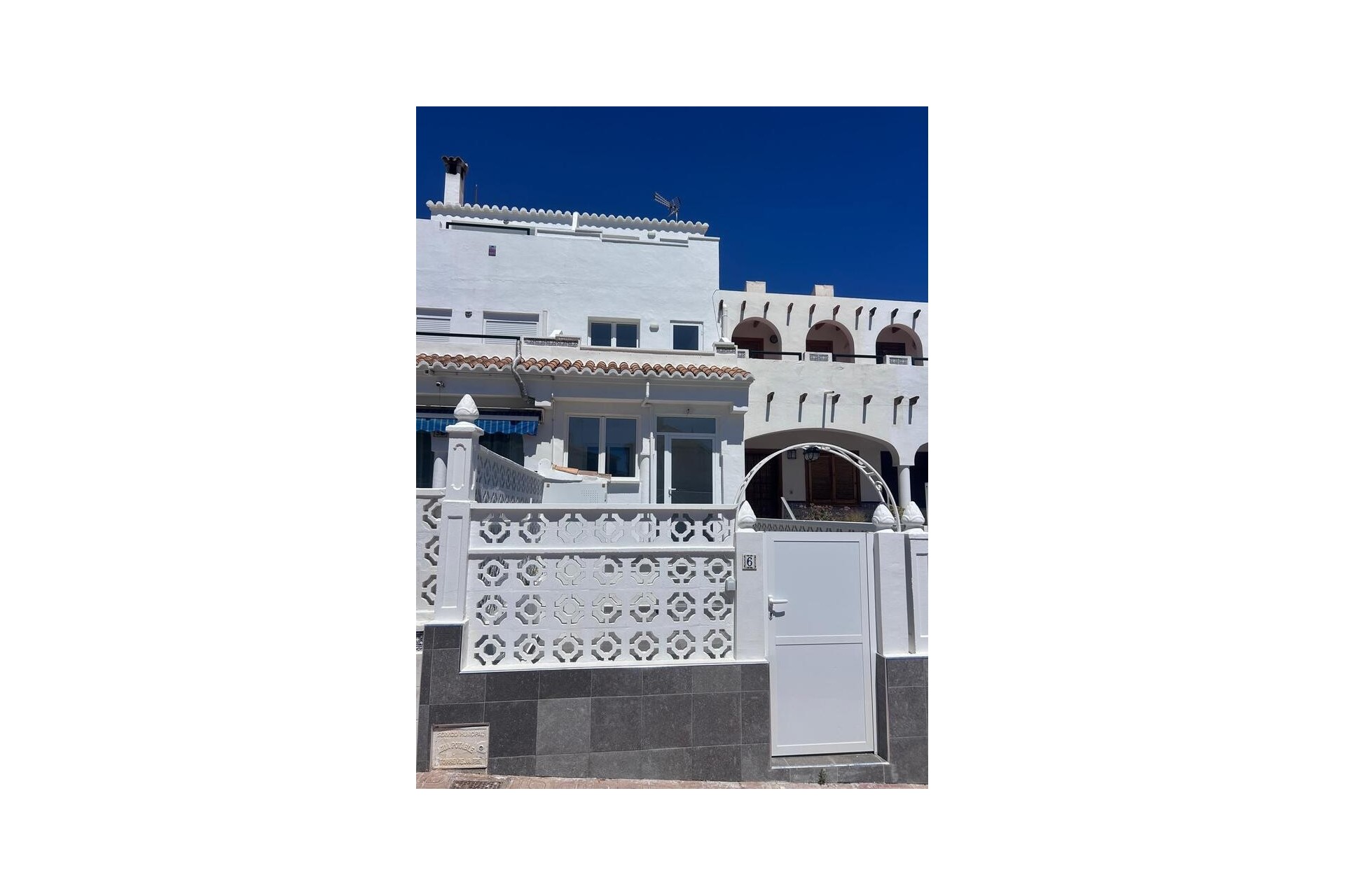 Brukt - Tosidig -
Torrevieja - Torreblanca