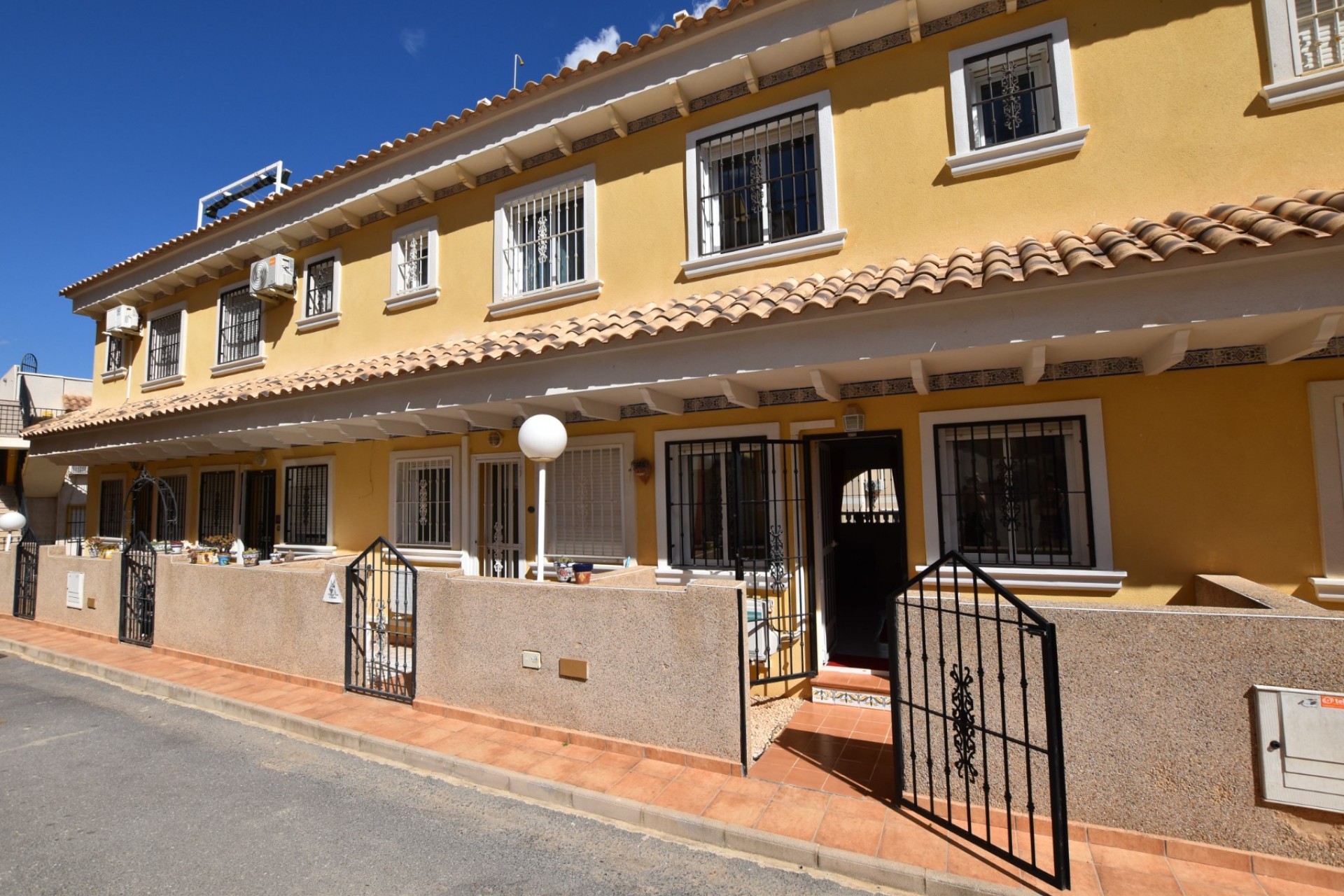 Brukt - Town House -
Algorfa - Inland