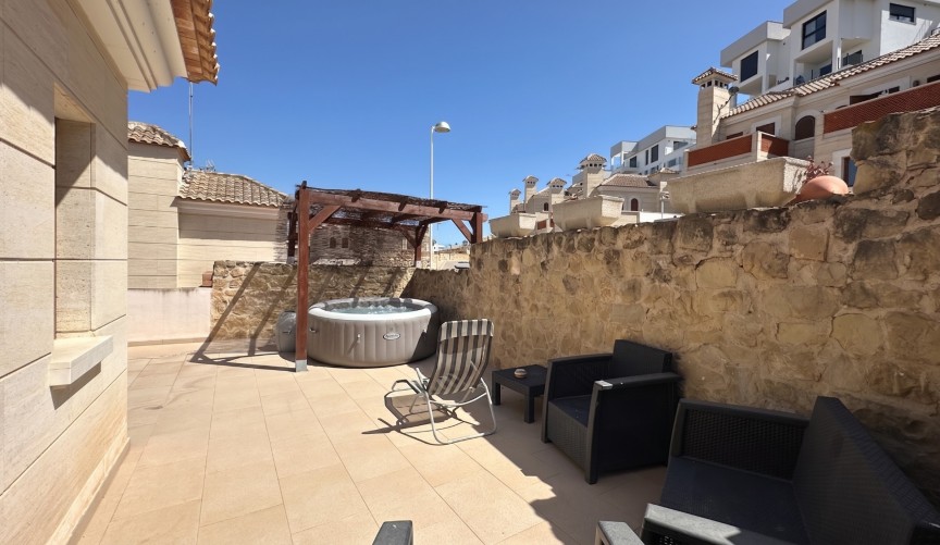 Brukt - Town House -
Algorfa - Inland