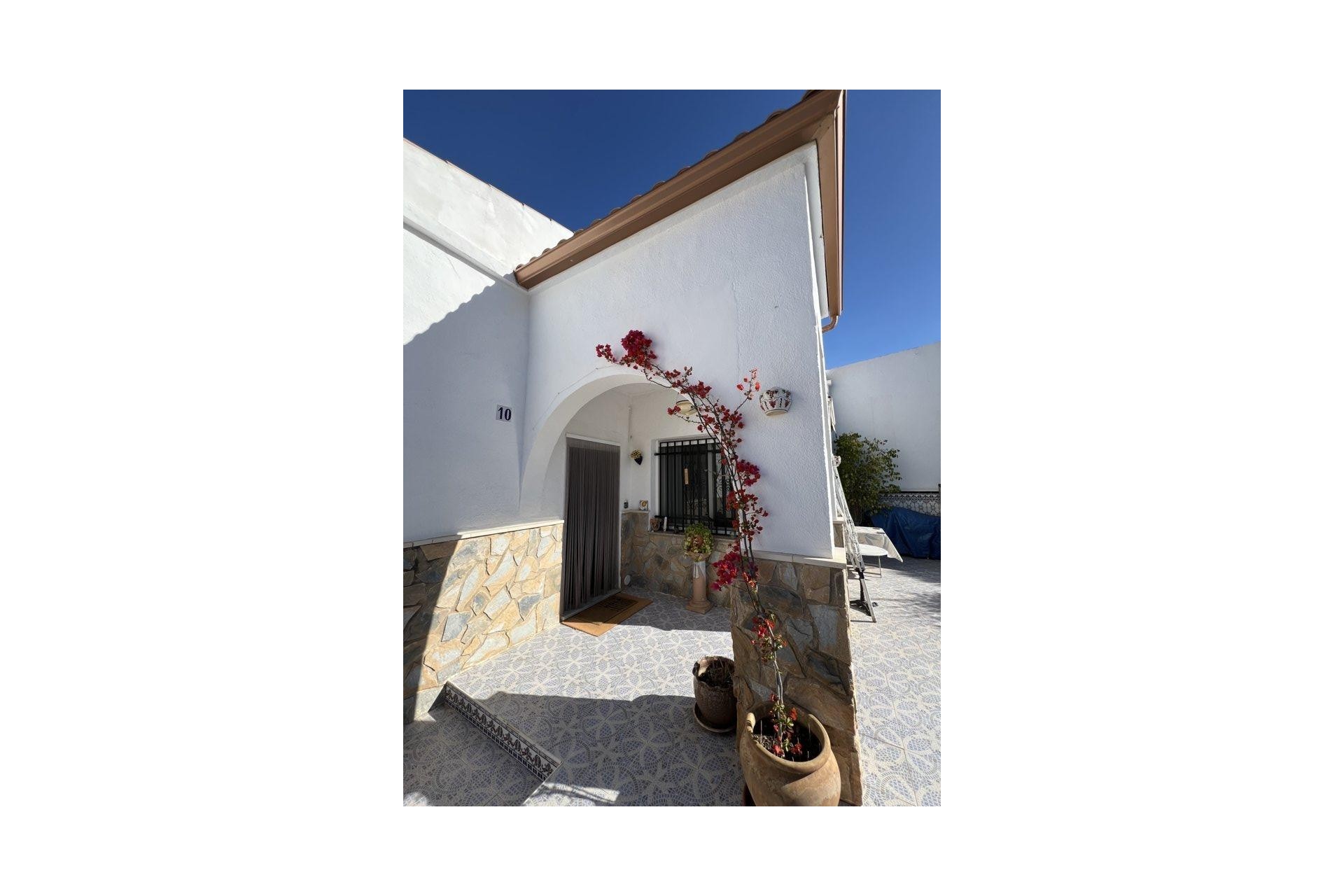 Brukt - Town House -
Algueña - Inland