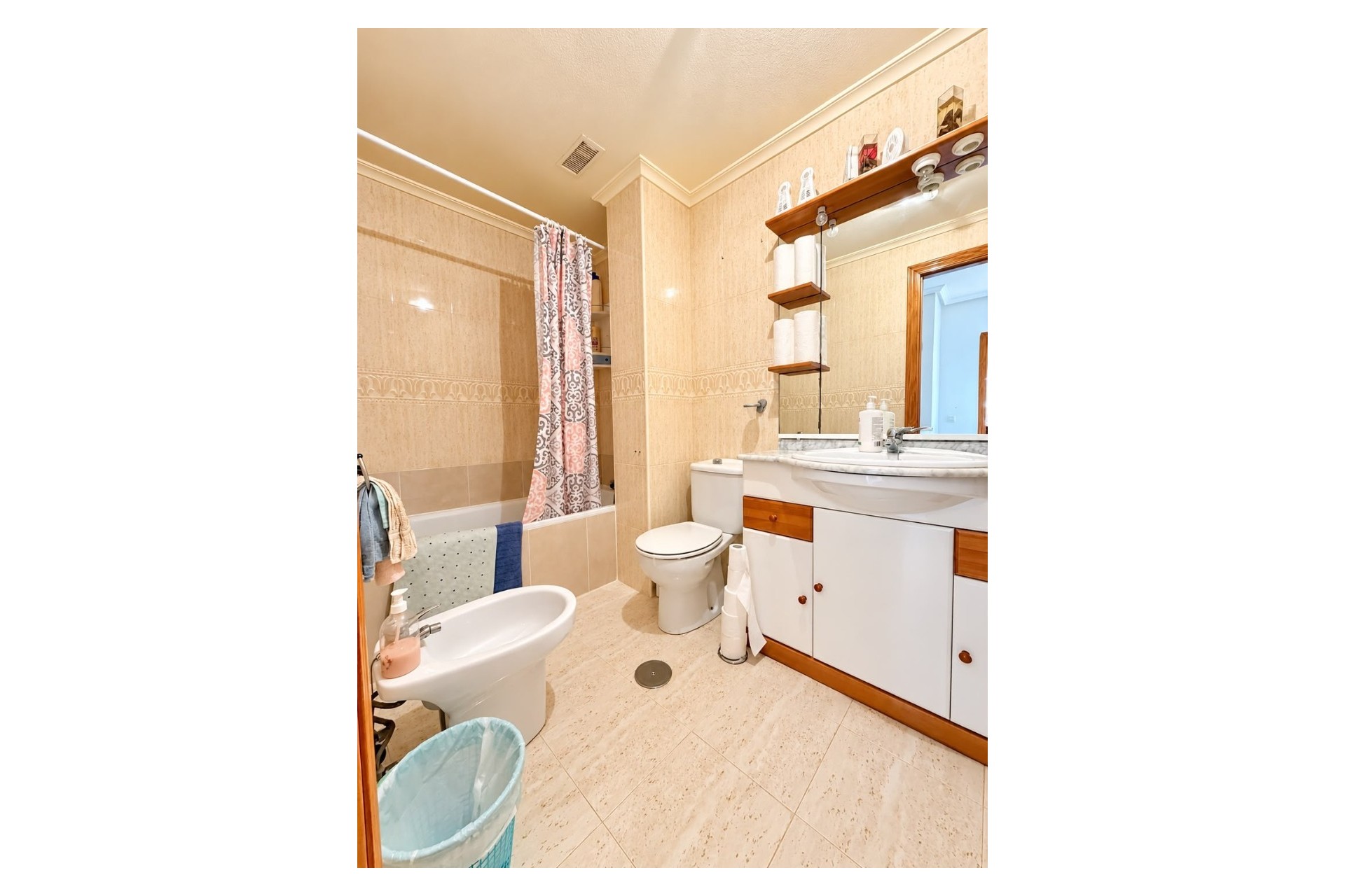 Brukt - Town House -
Alicante - Costa Blanca
