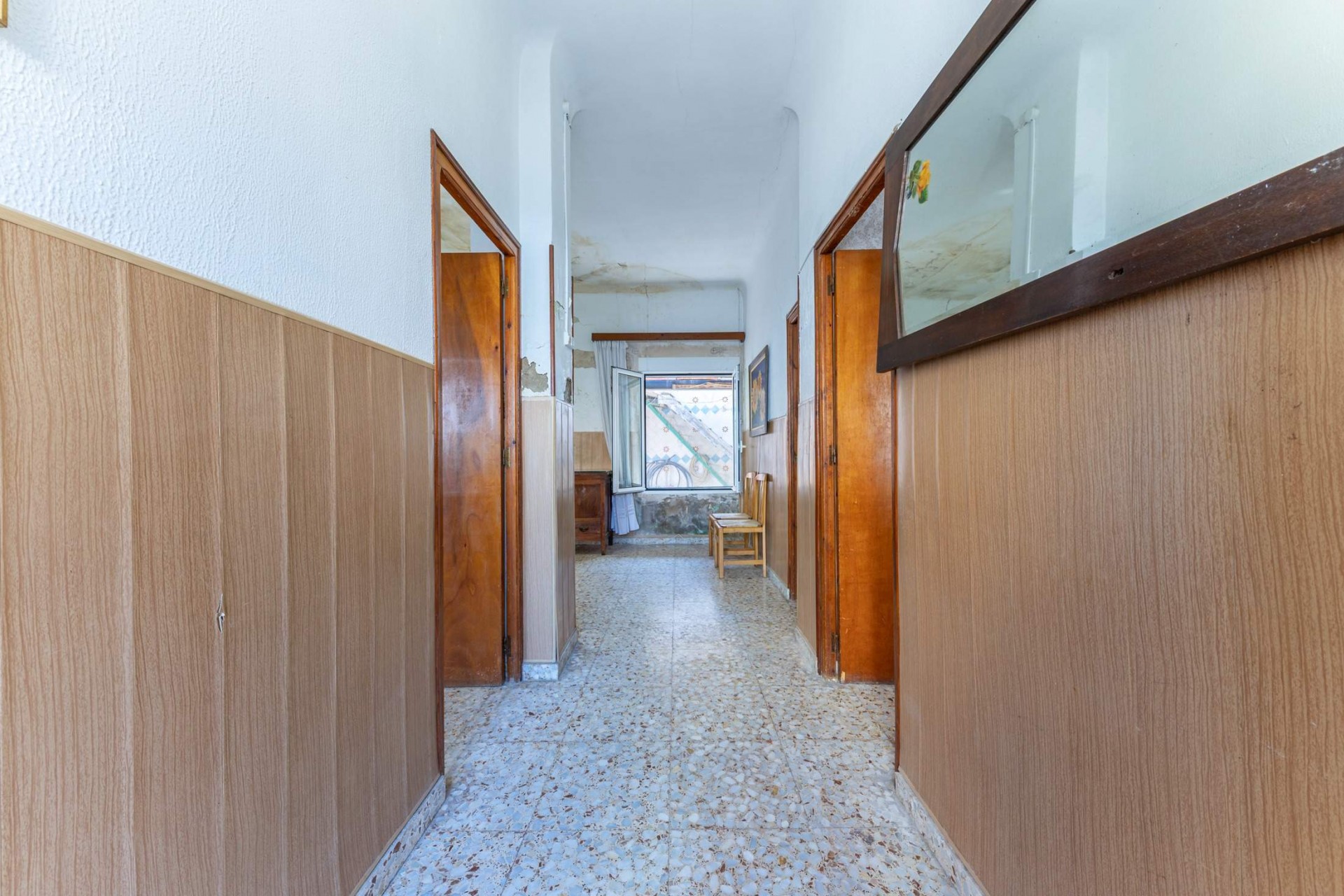 Brukt - Town House -
Alicante - San Agustin