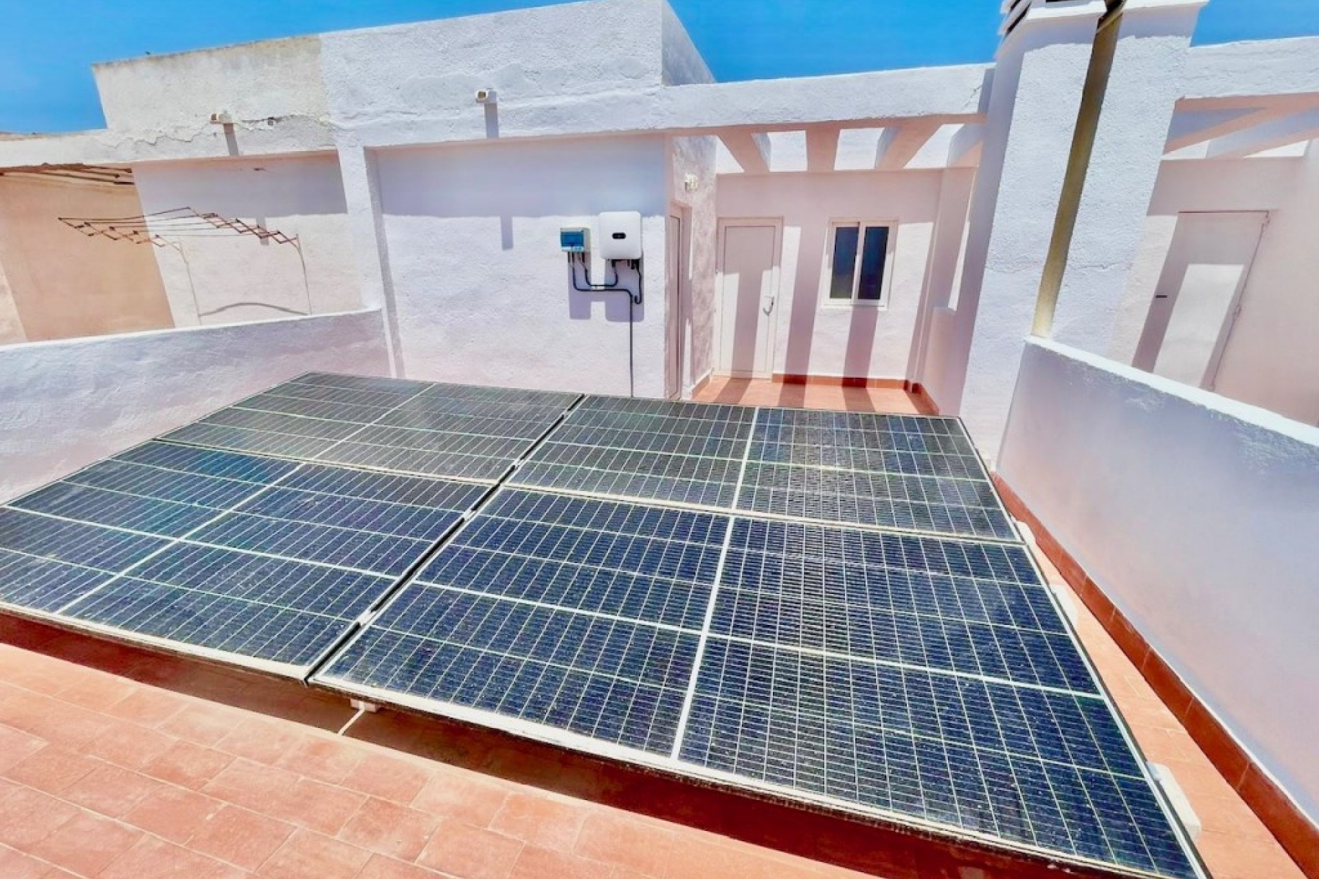 Brukt - Town House -
Aquilas