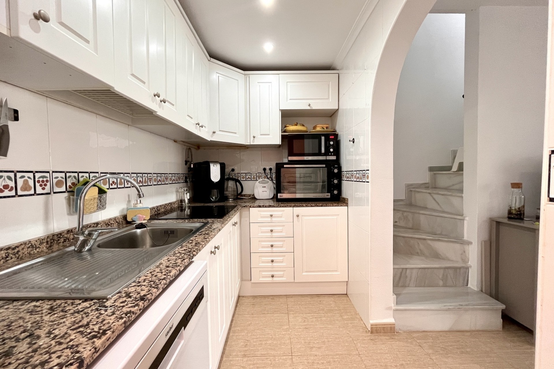 Brukt - Town House -
Avileses - Inland