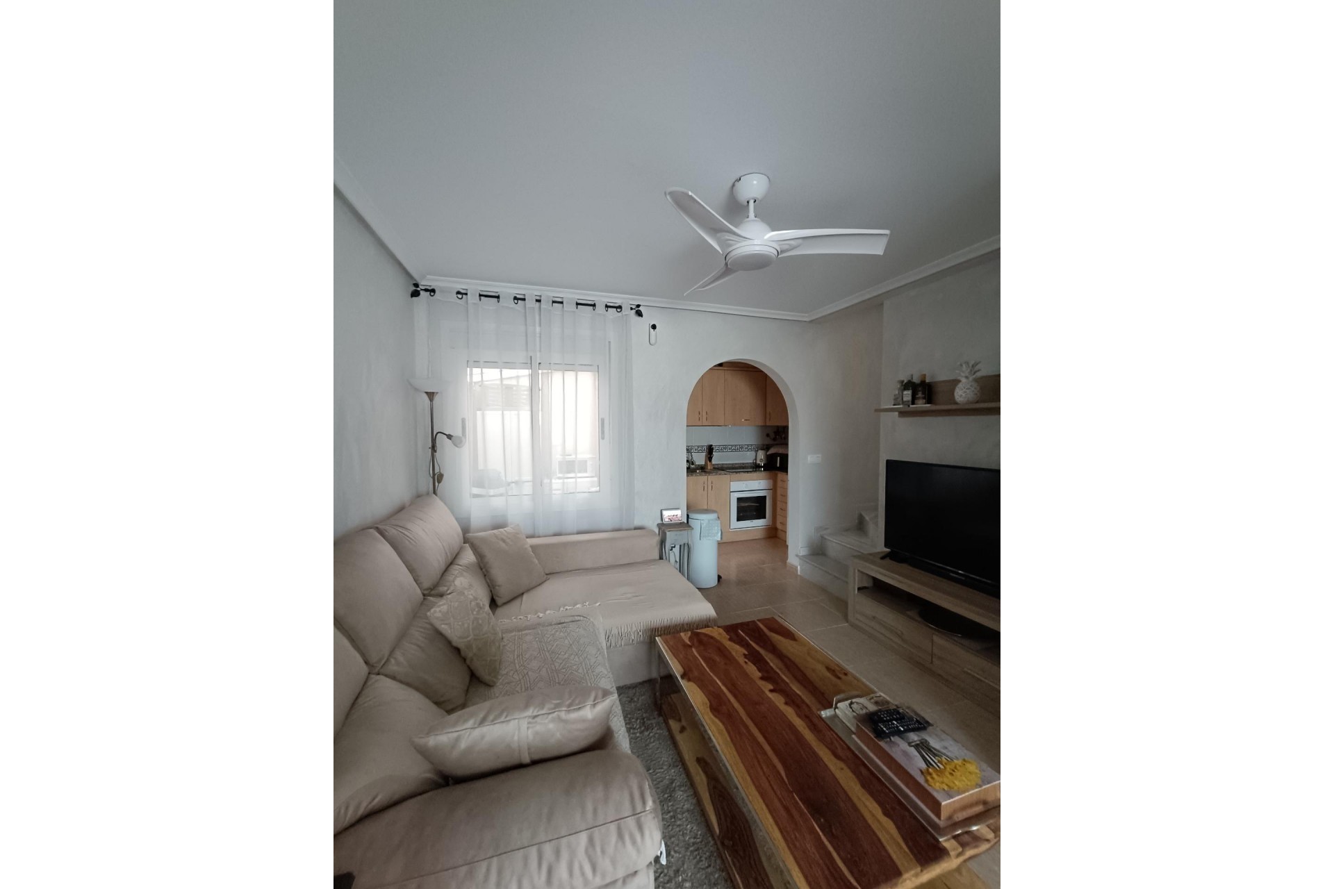 Brukt - Town House -
Avileses - Jerónimo Y Avileses