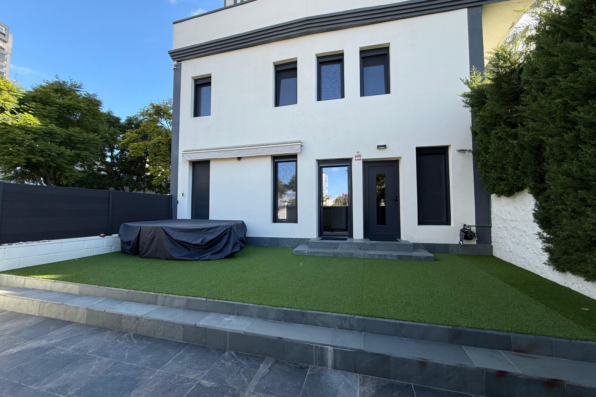 Brukt - Town House -
Benidorm - Costa Blanca