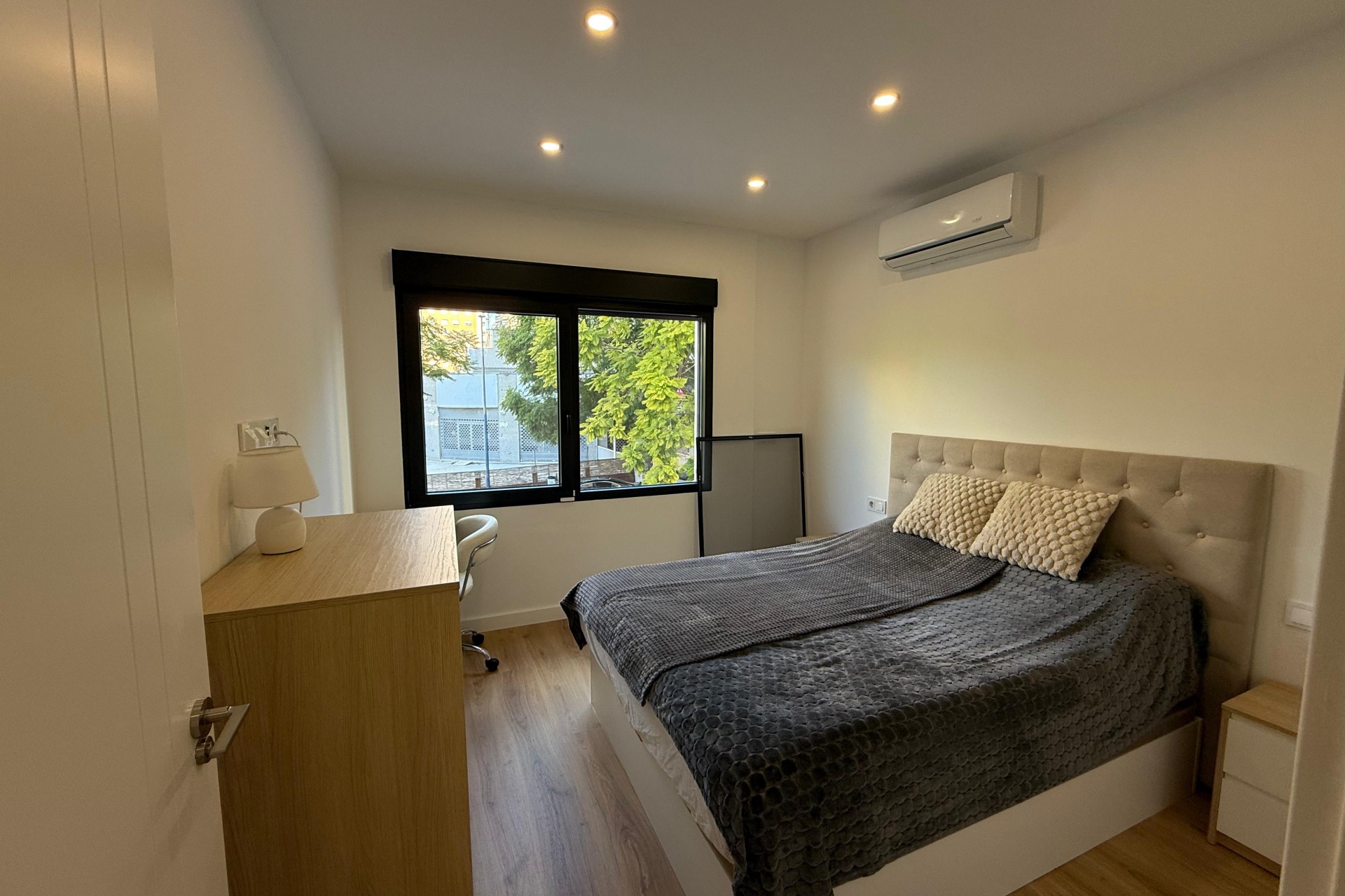 Brukt - Town House -
Benidorm - Costa Blanca