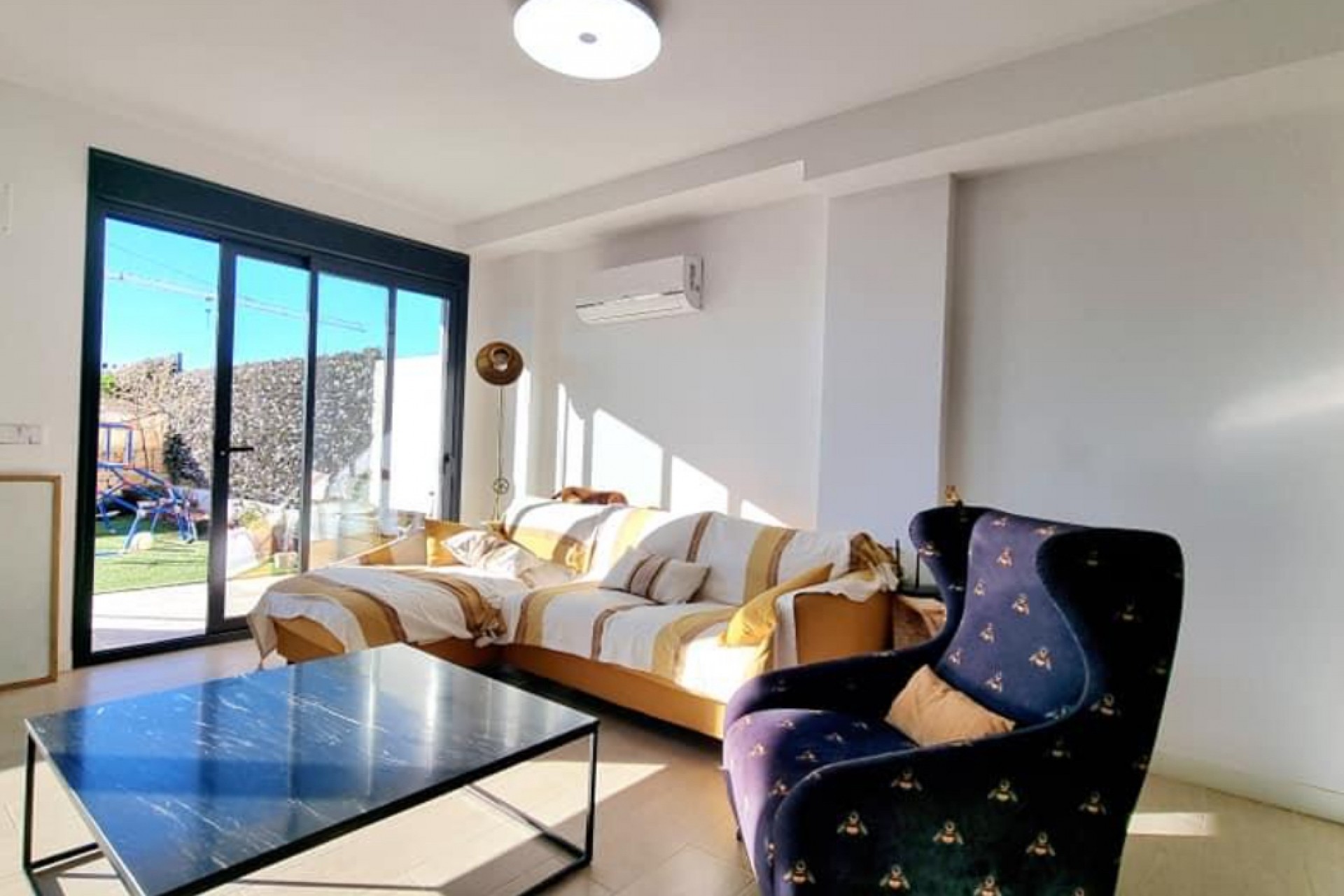 Brukt - Town House -
Benidorm - Costa Blanca