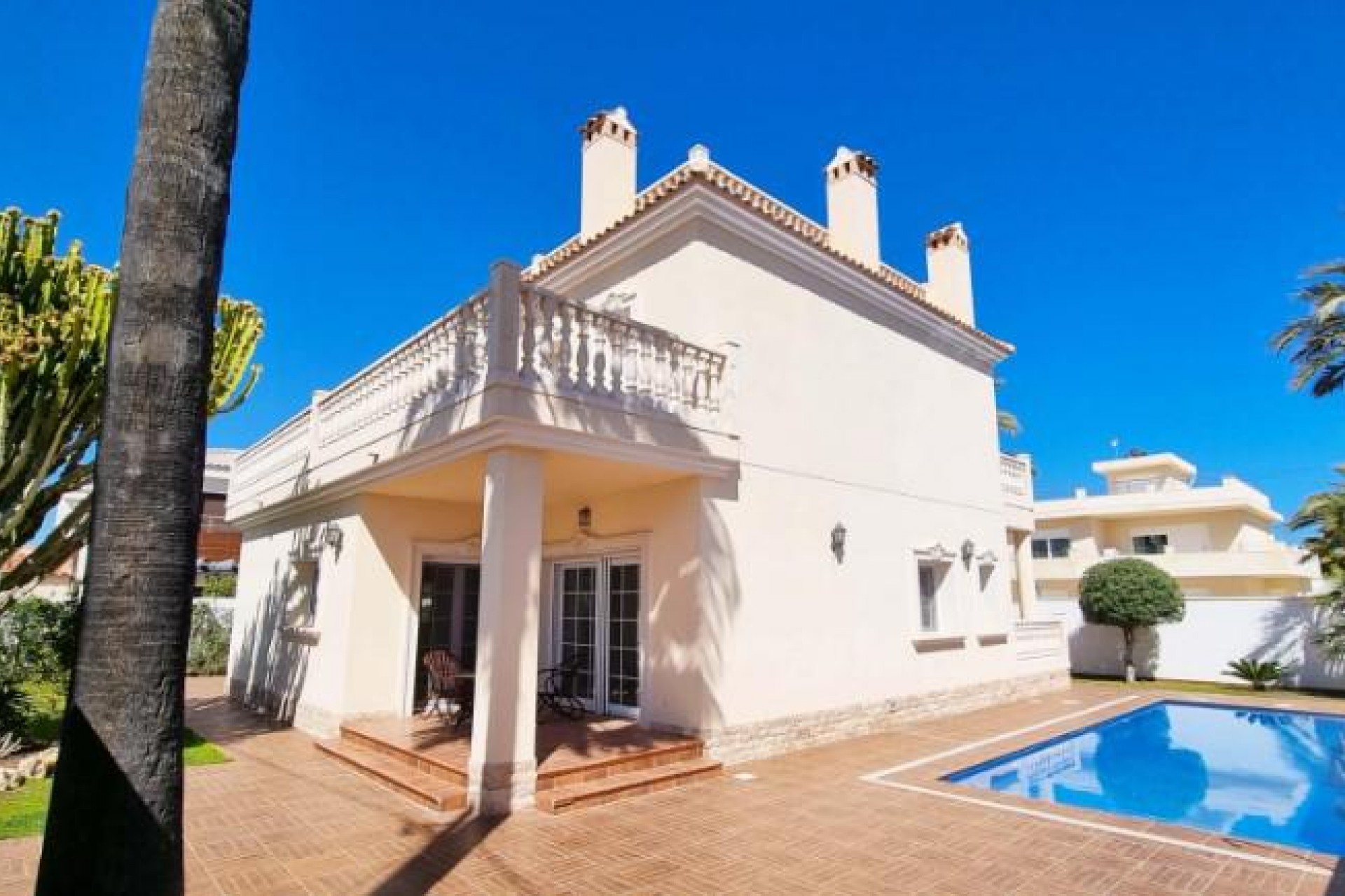 Brukt - Town House -
Cabo Roig - Costa Blanca