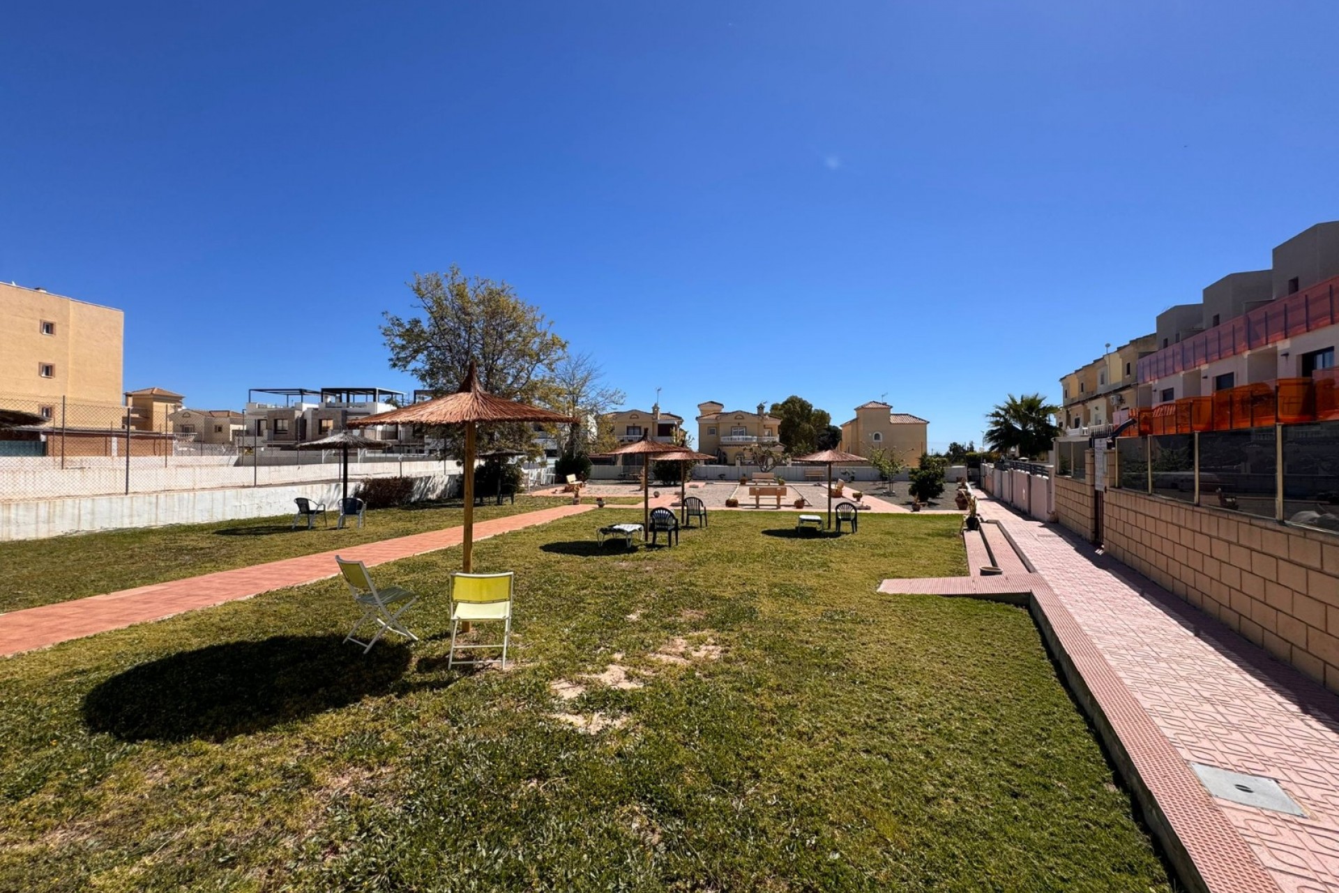 Brukt - Town House -
Campoamor - Costa Blanca