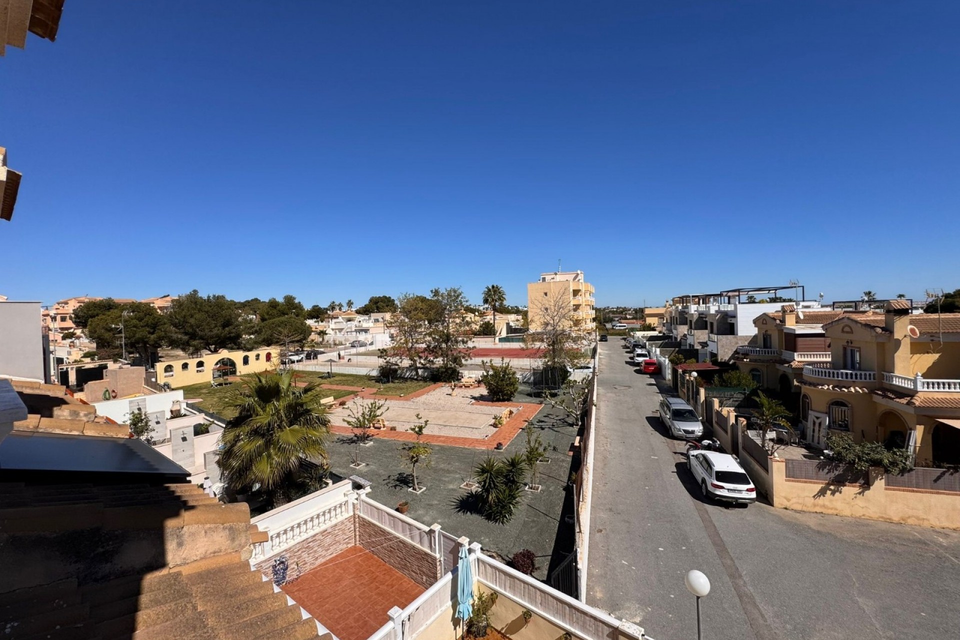 Brukt - Town House -
Campoamor - Costa Blanca