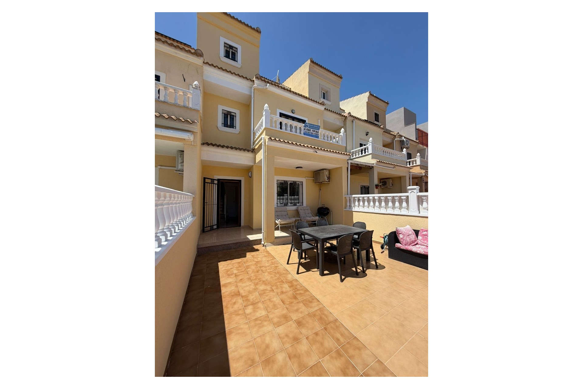 Brukt - Town House -
Campoamor - Costa Blanca