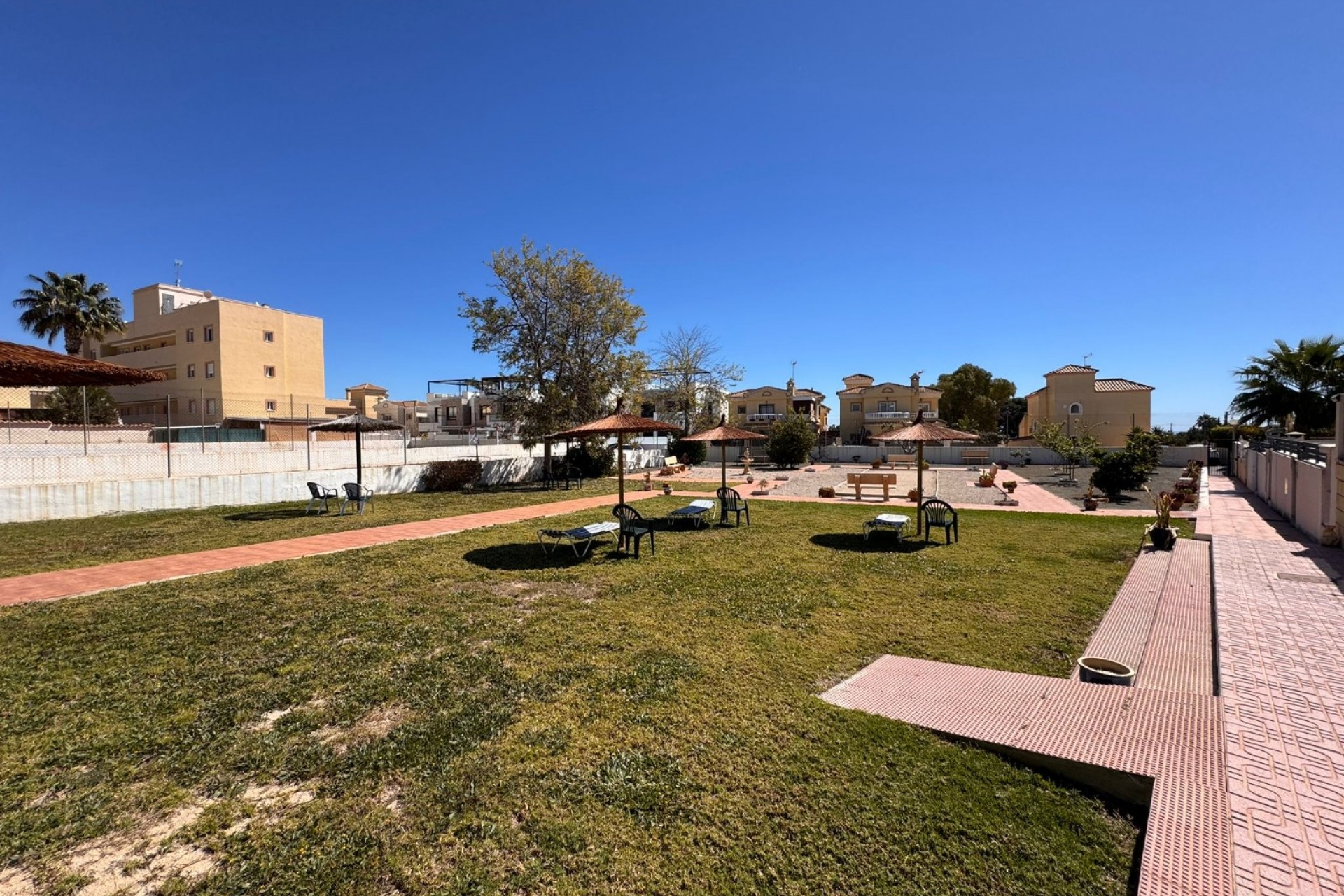 Brukt - Town House -
Campoamor - Costa Blanca