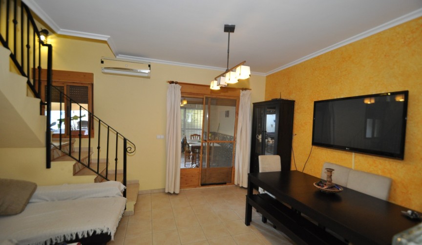 Brukt - Town House -
Casas Del Señor - Inland