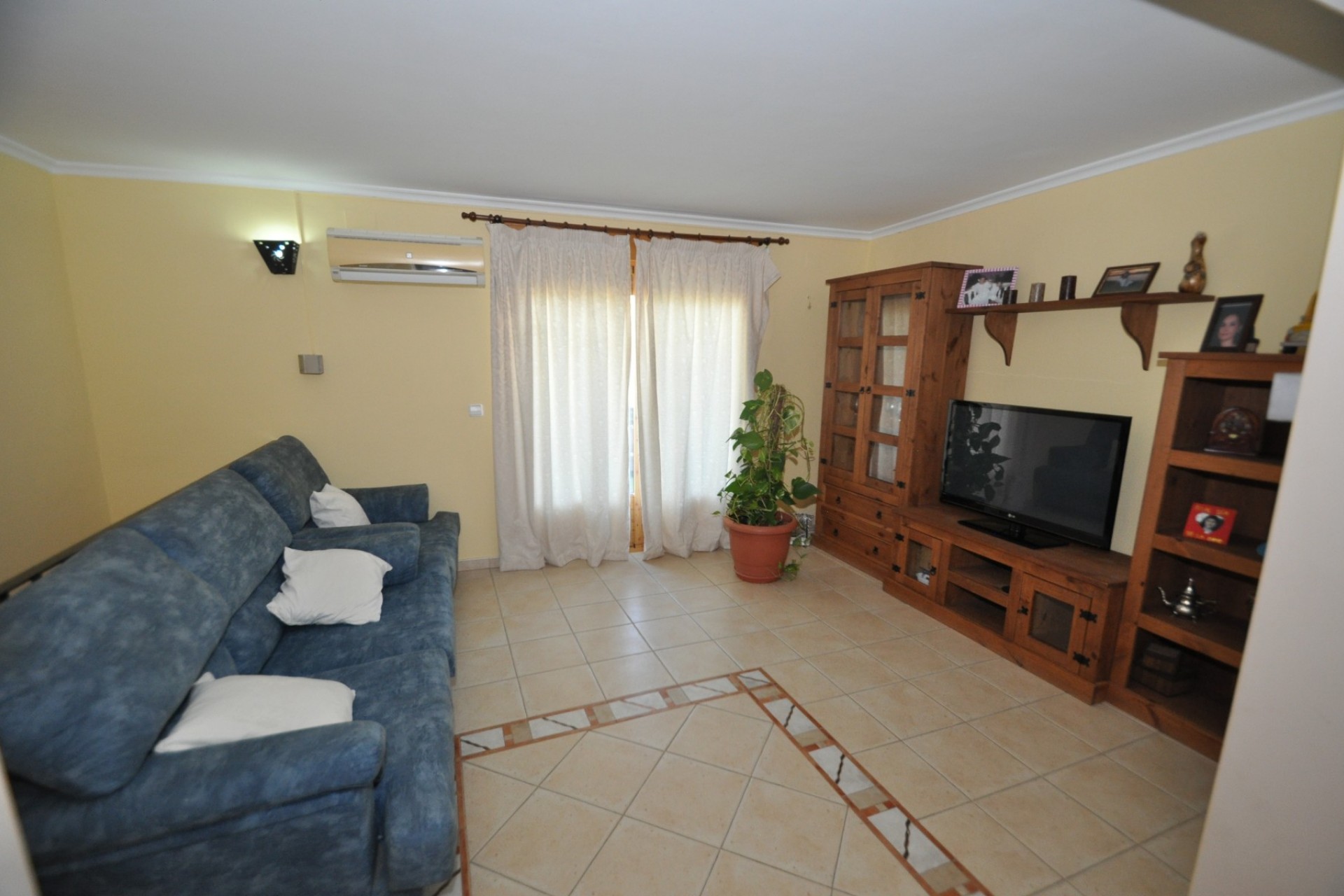 Brukt - Town House -
Casas Del Señor - Inland