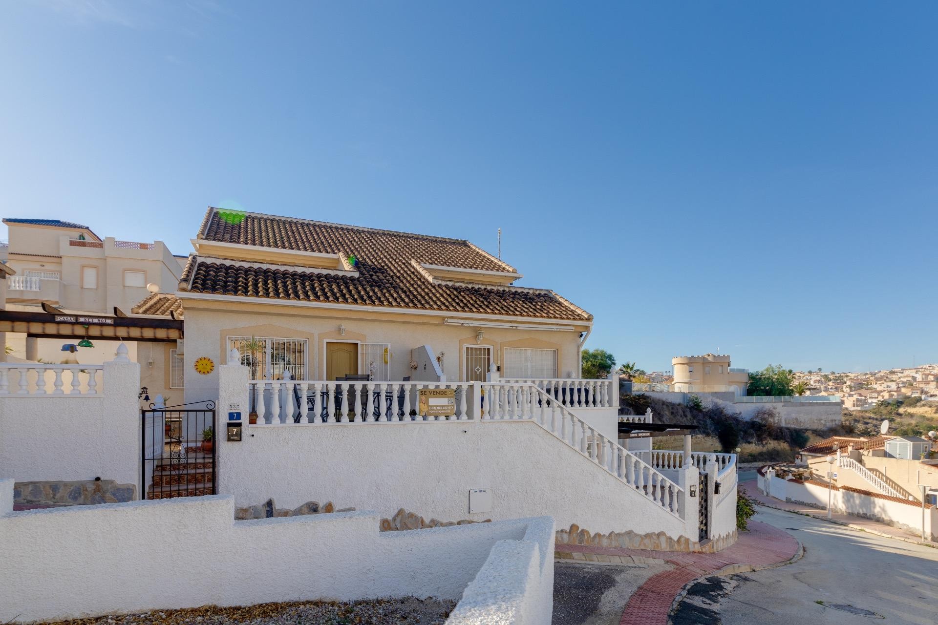 Brukt - Town House -
Ciudad Quesada - Costa Blanca