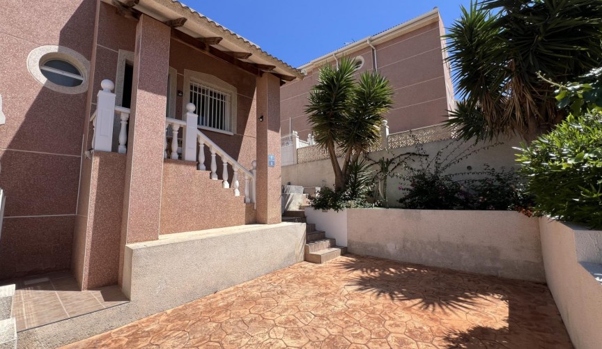 Brukt - Town House -
Ciudad Quesada - Costa Blanca