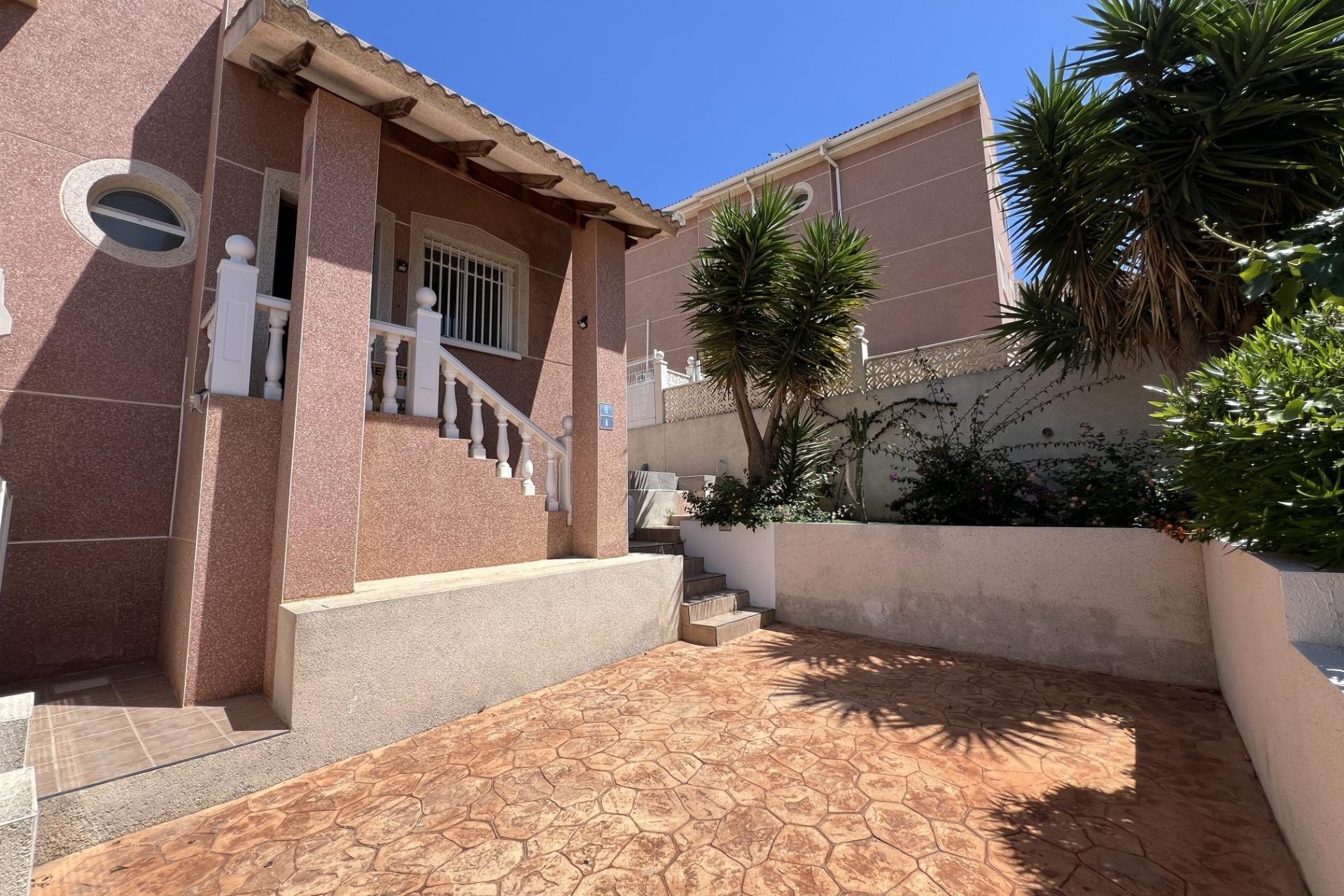 Brukt - Town House -
Ciudad Quesada - Costa Blanca