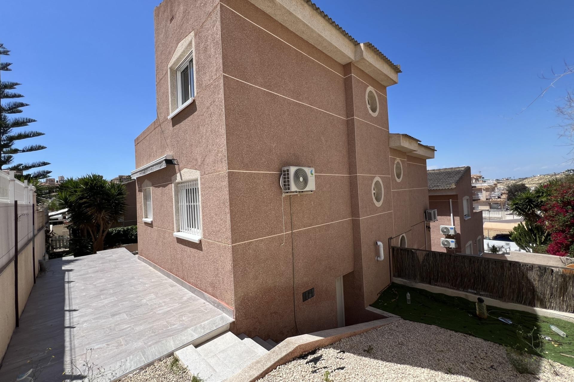 Brukt - Town House -
Ciudad Quesada - Costa Blanca