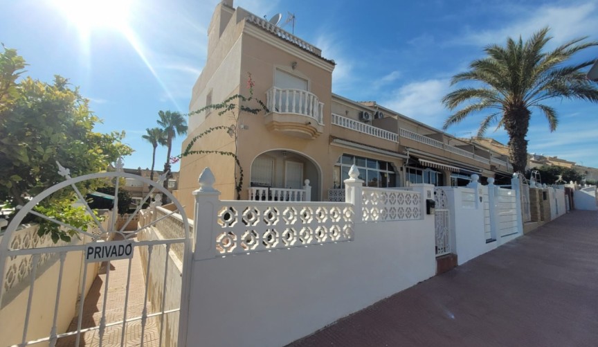 Brukt - Town House -
Ciudad Quesada - Costa Blanca