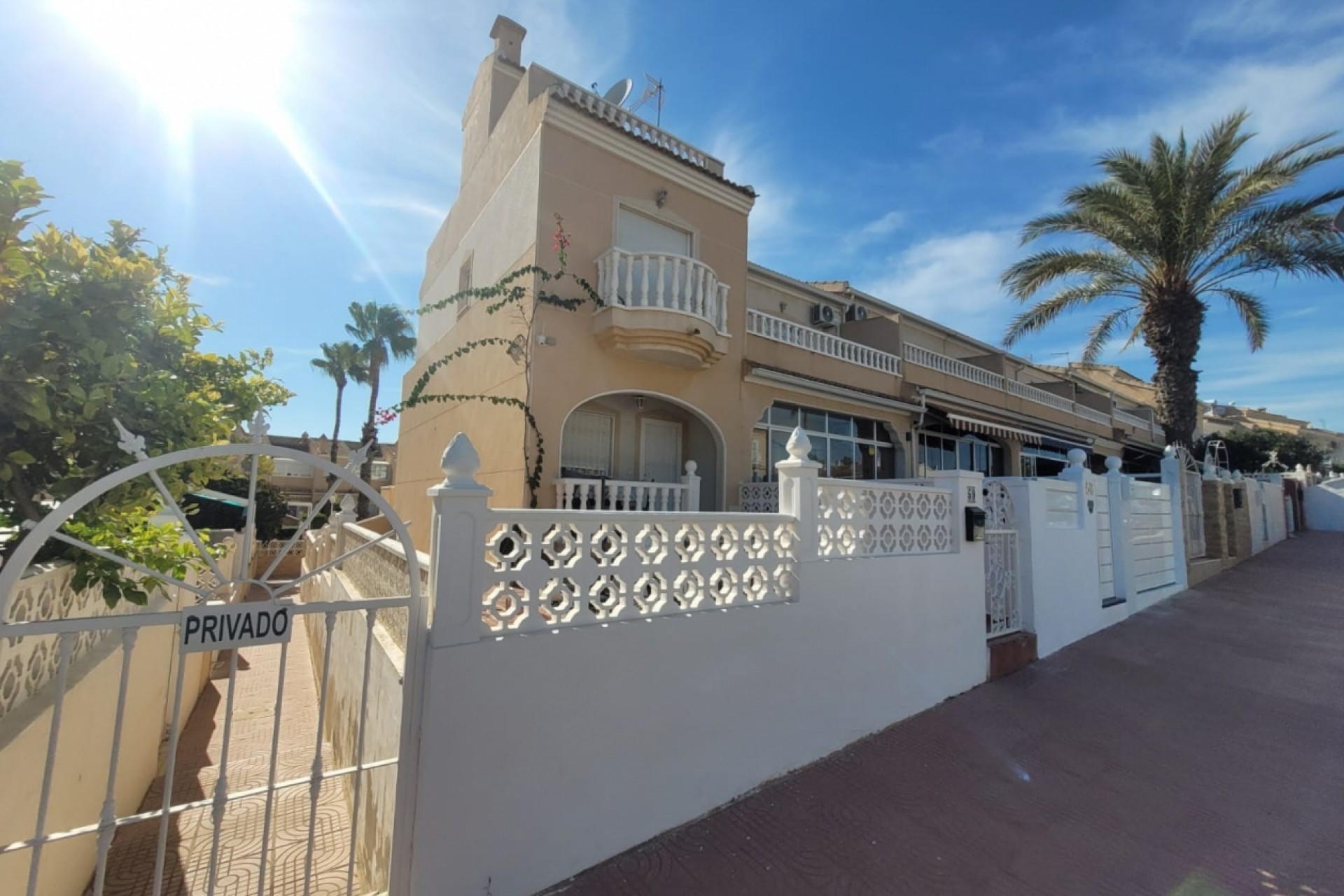 Brukt - Town House -
Ciudad Quesada - Costa Blanca