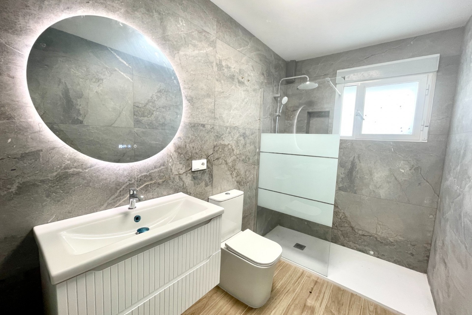 Brukt - Town House -
Daya Vieja - Costa Blanca